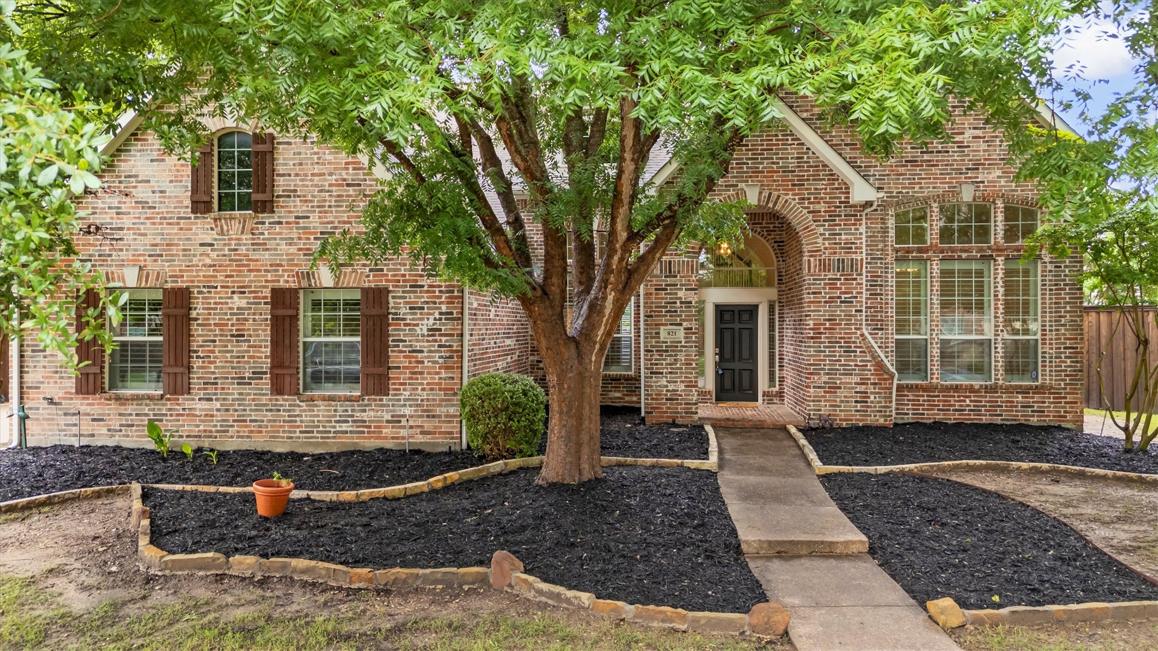 821 High Willow Drive