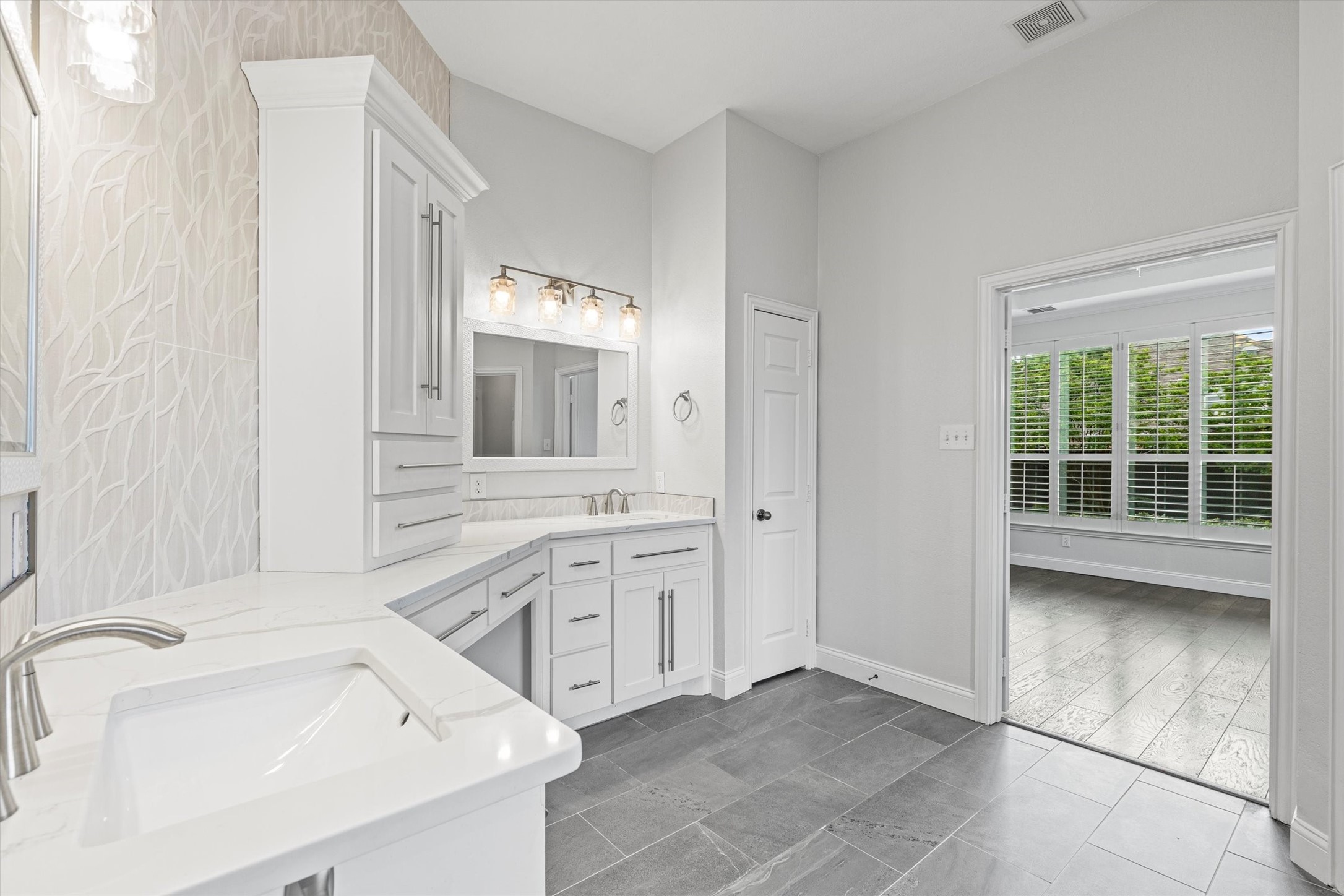 821 High Willow Drive