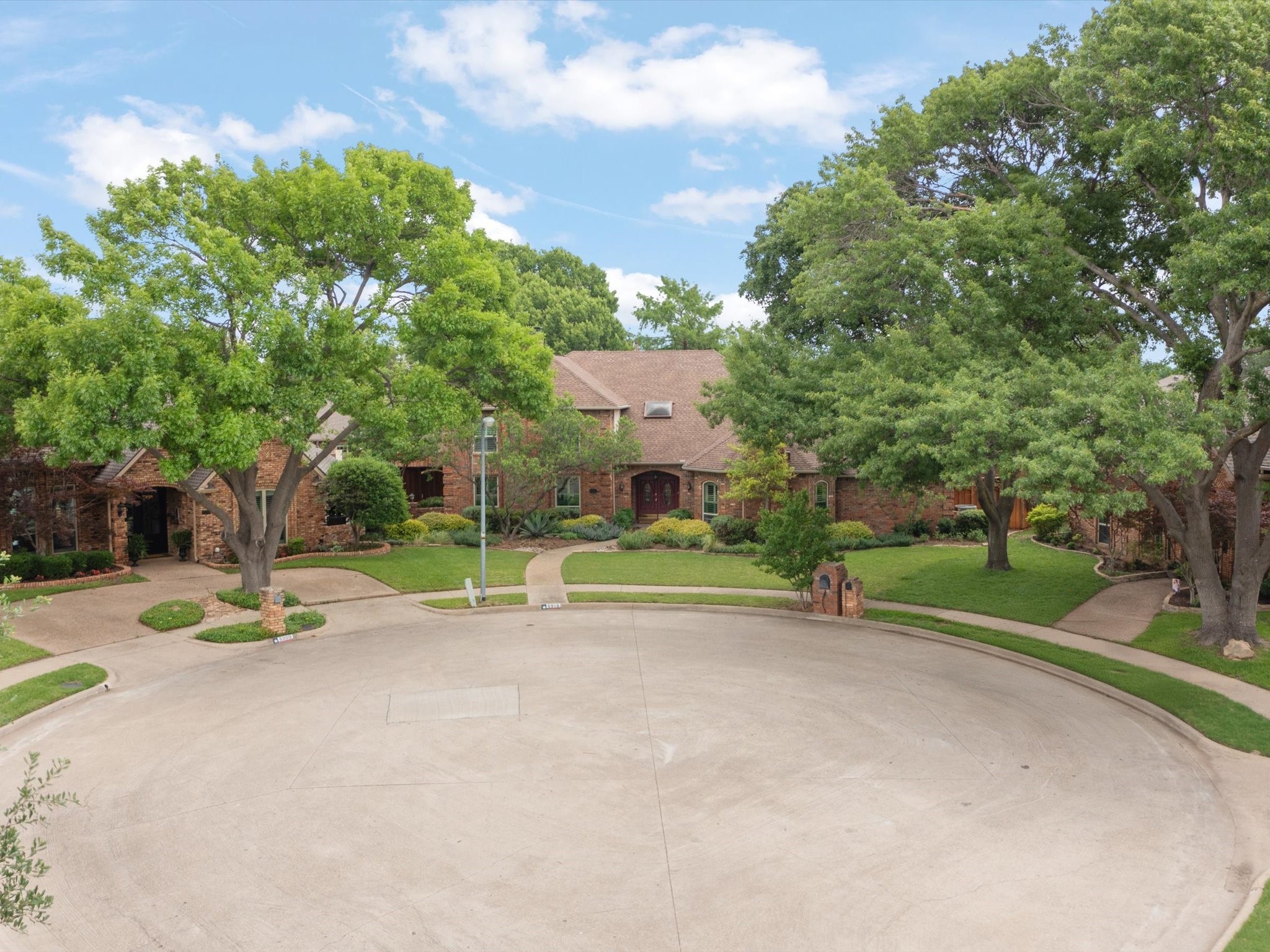 6916 April Way Circle