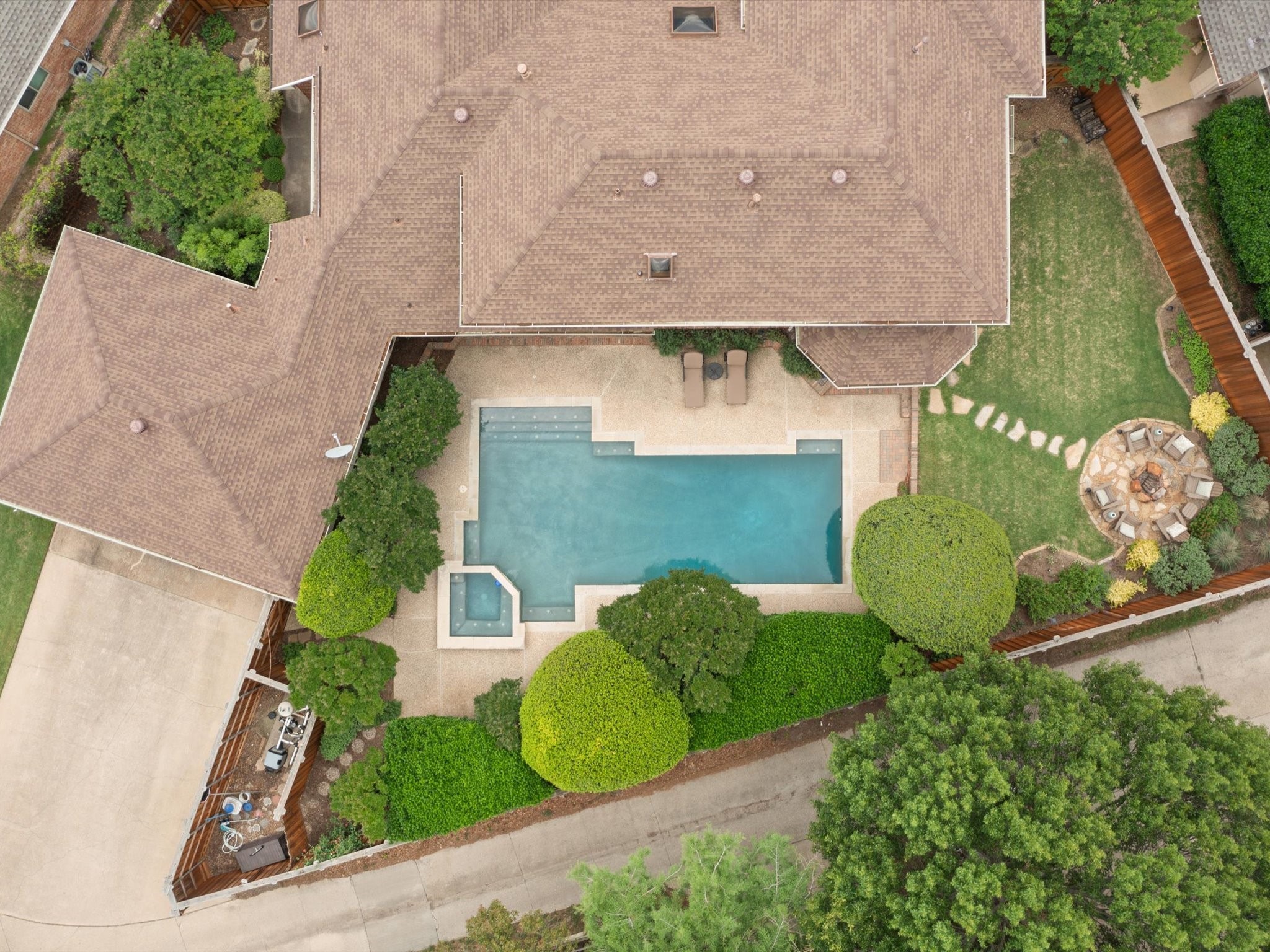 6916 April Way Circle