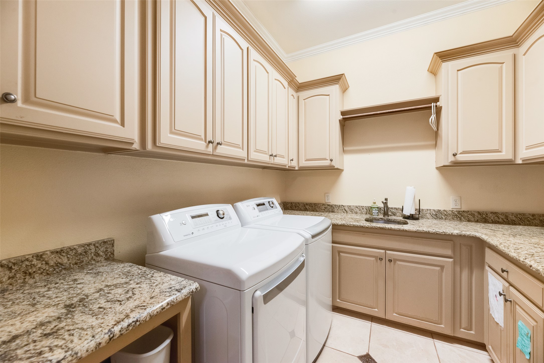 6710 Vines Court
