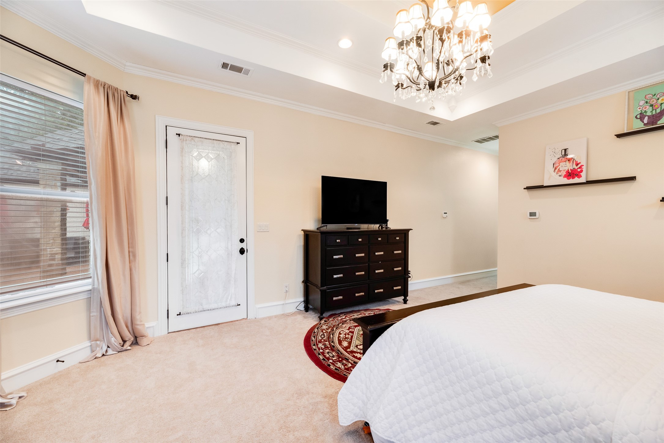 6710 Vines Court