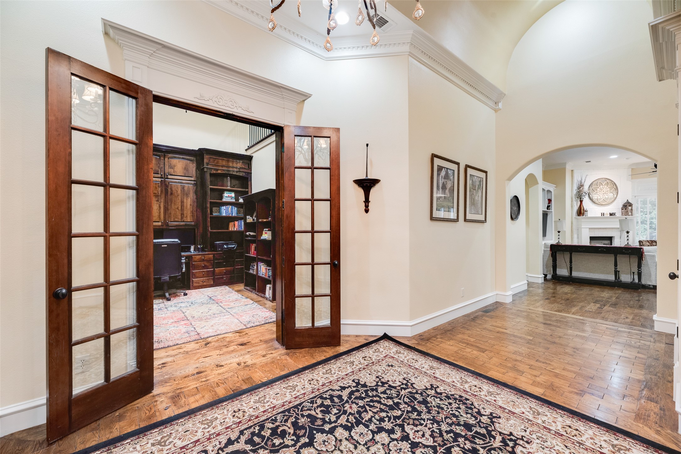 6710 Vines Court