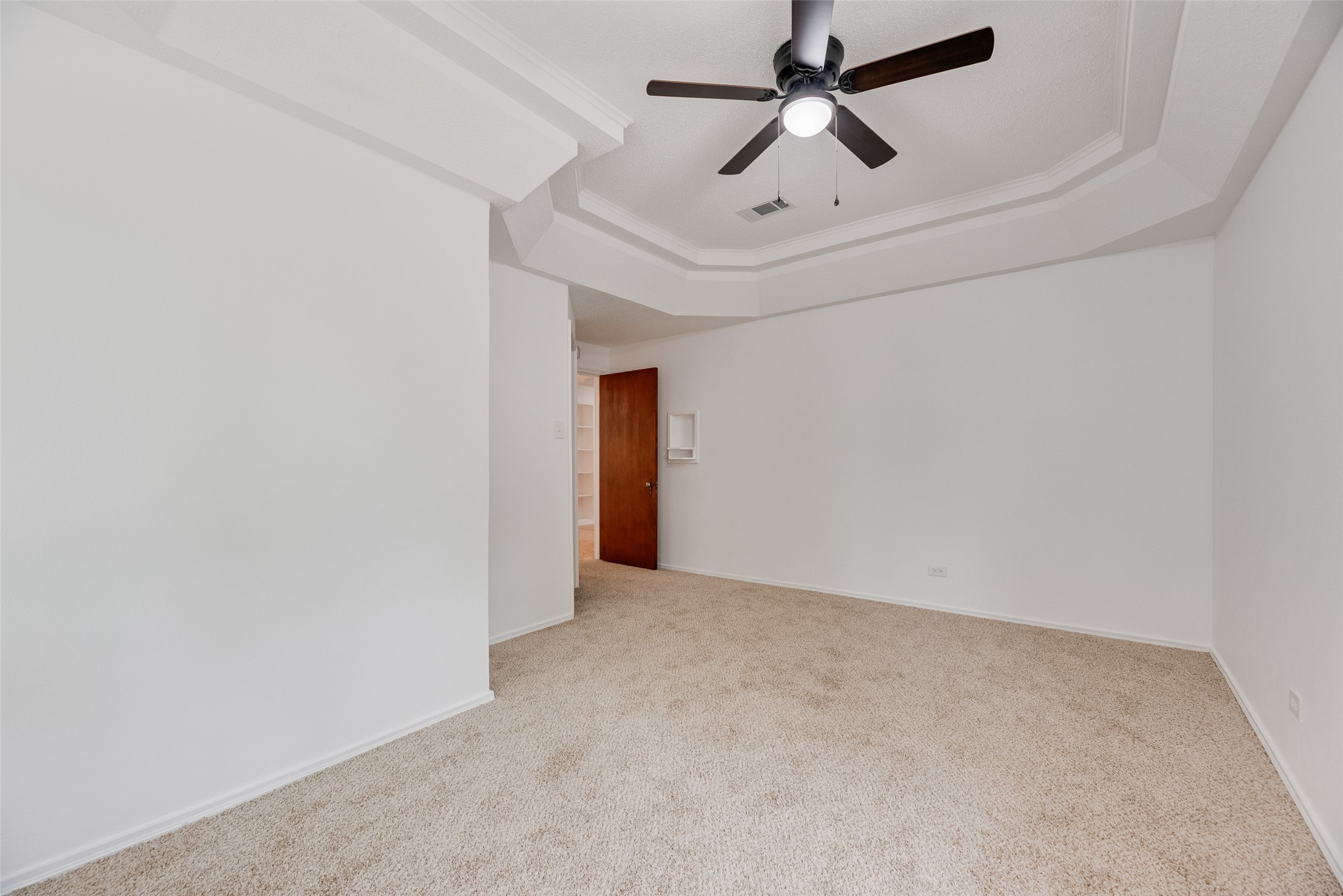 2110 N Locust Street