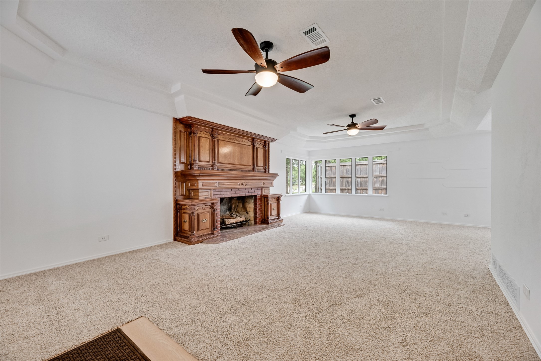 2110 N Locust Street