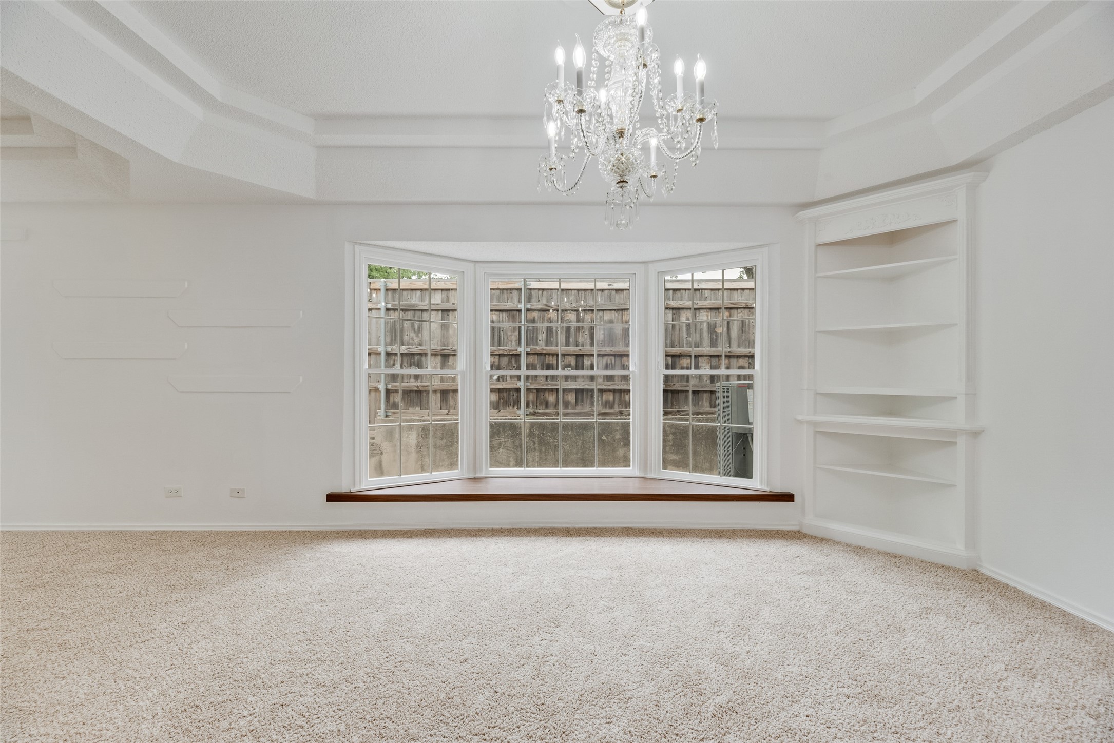 2110 N Locust Street