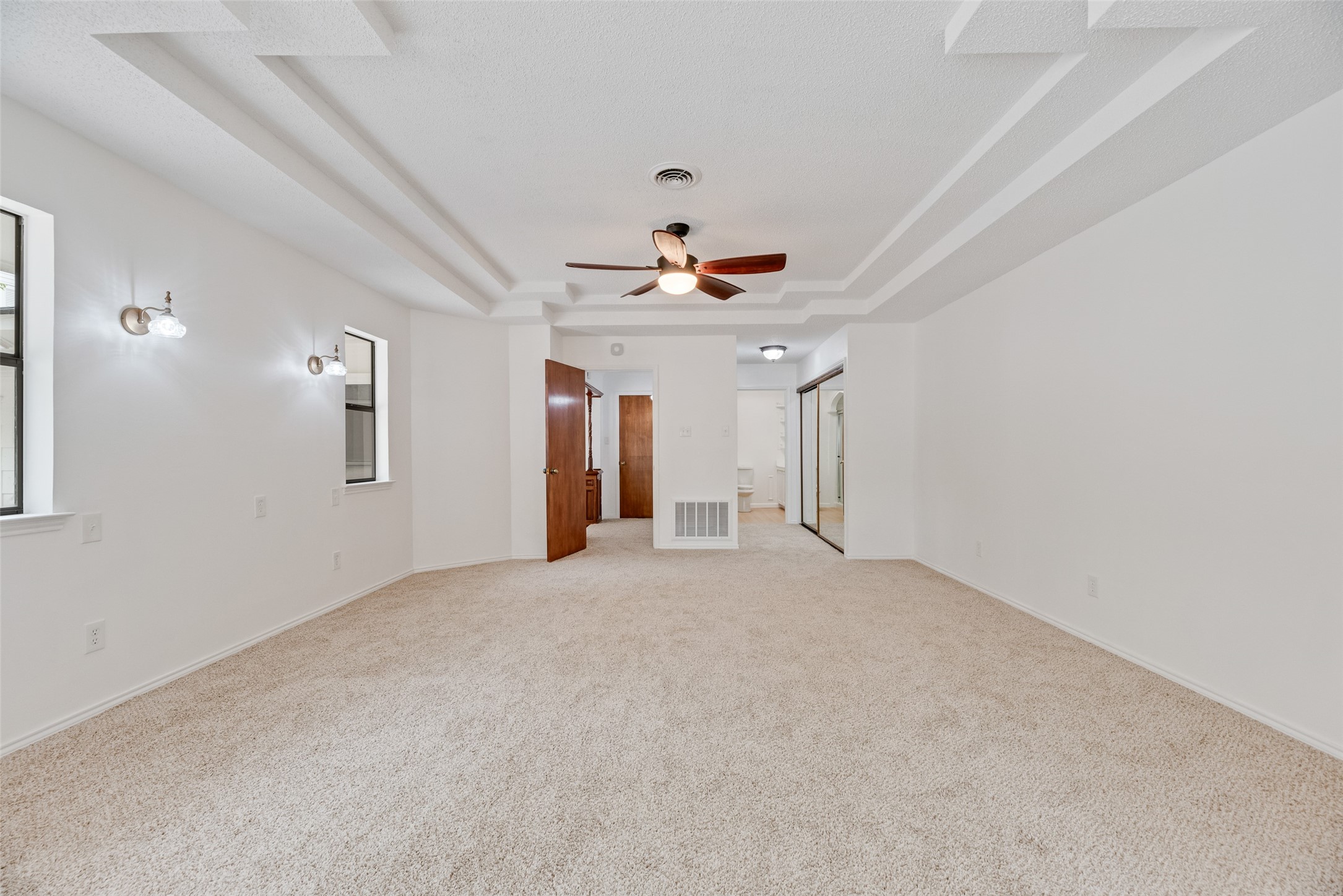 2110 N Locust Street