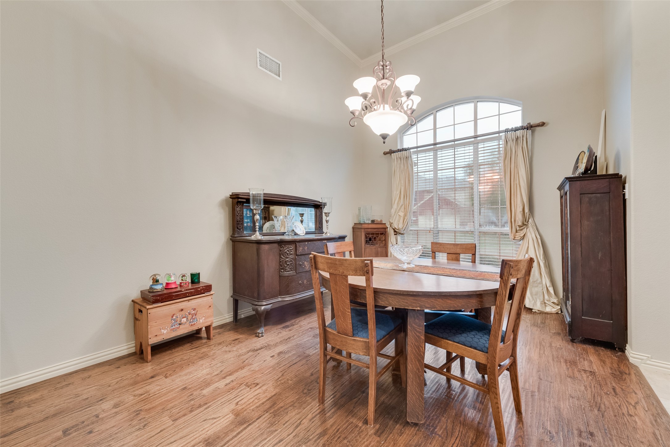 3529 Leanne Drive