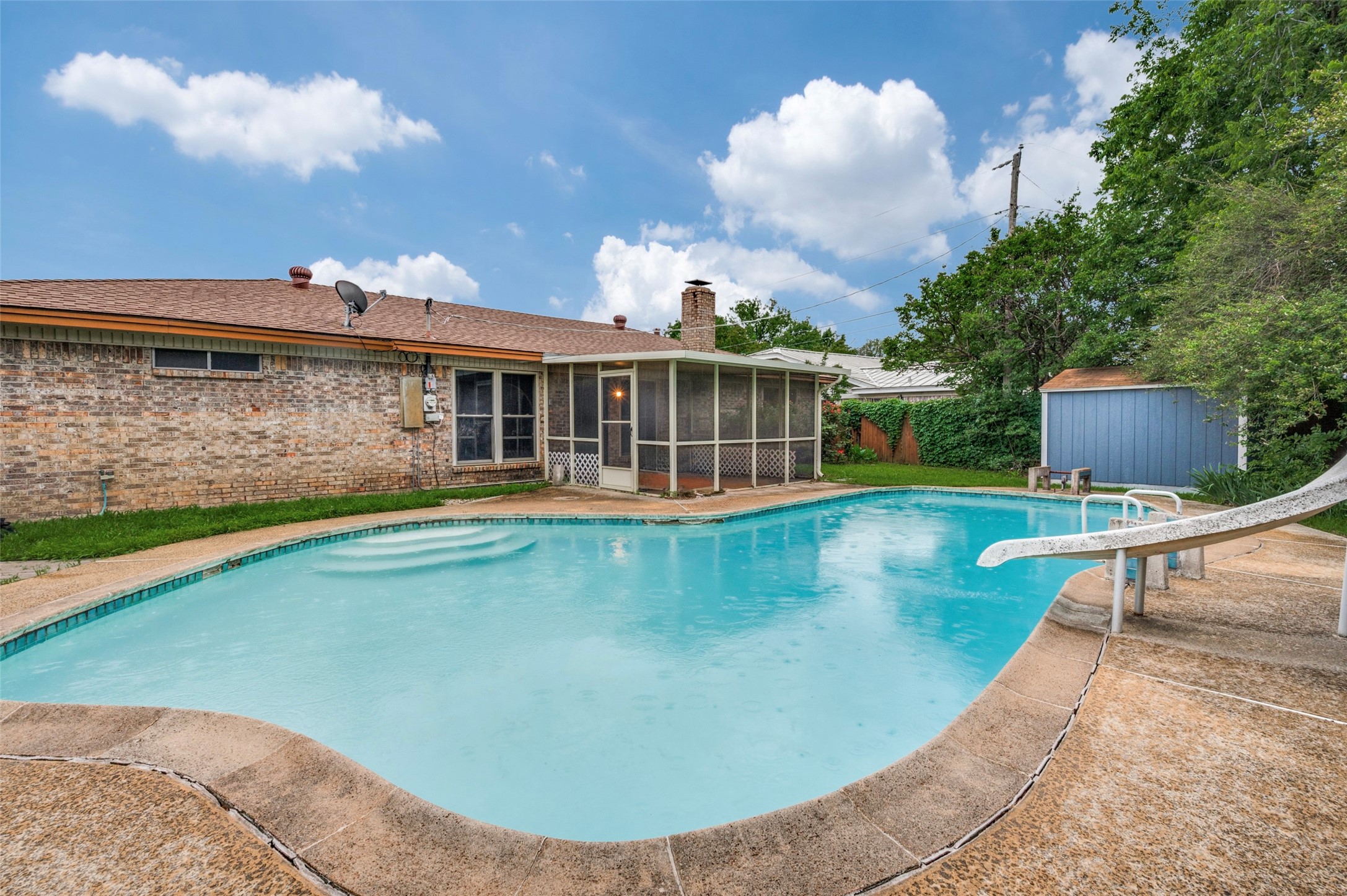 5817 Carolyn Drive