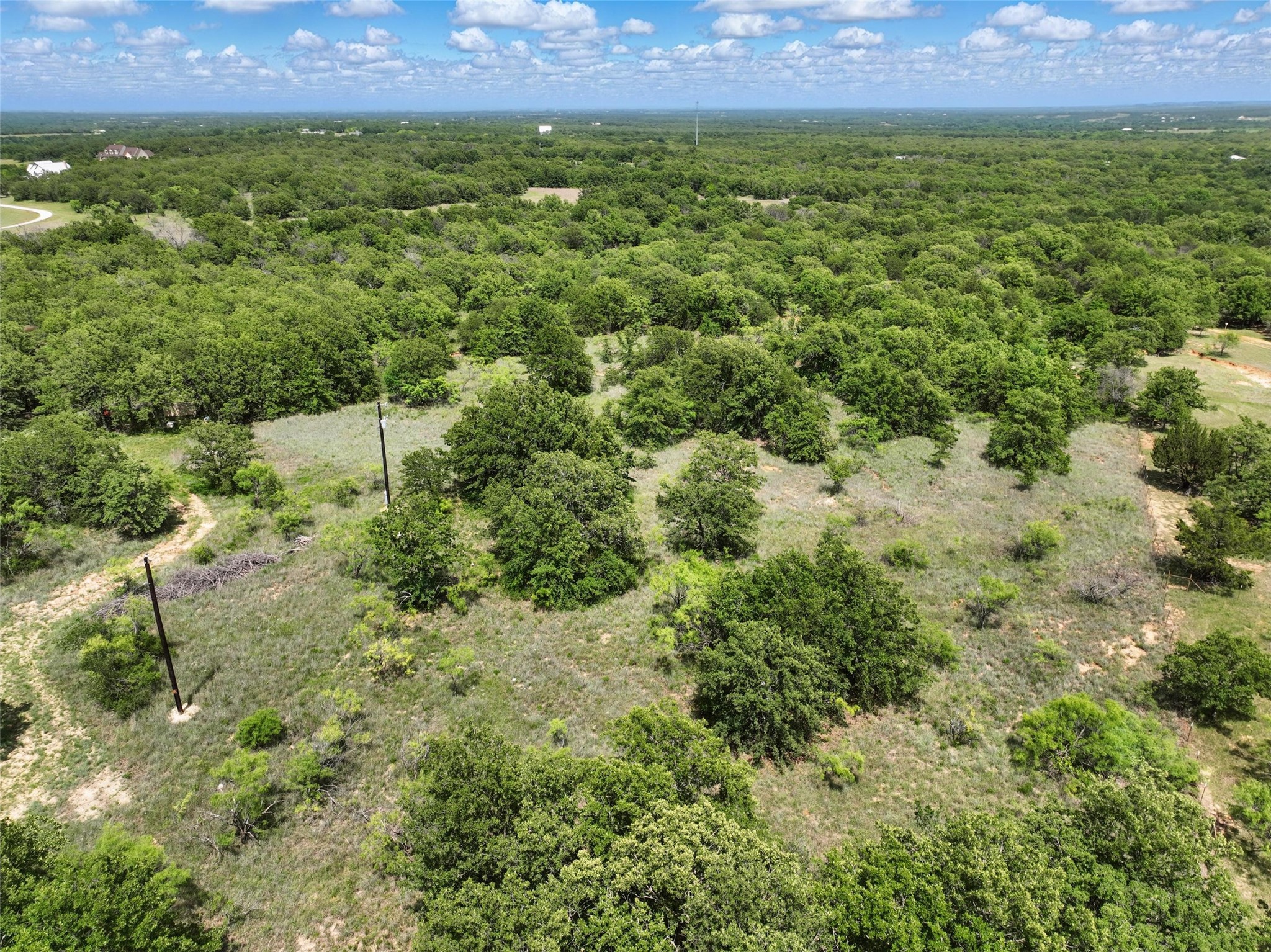 640 Private Road 3663