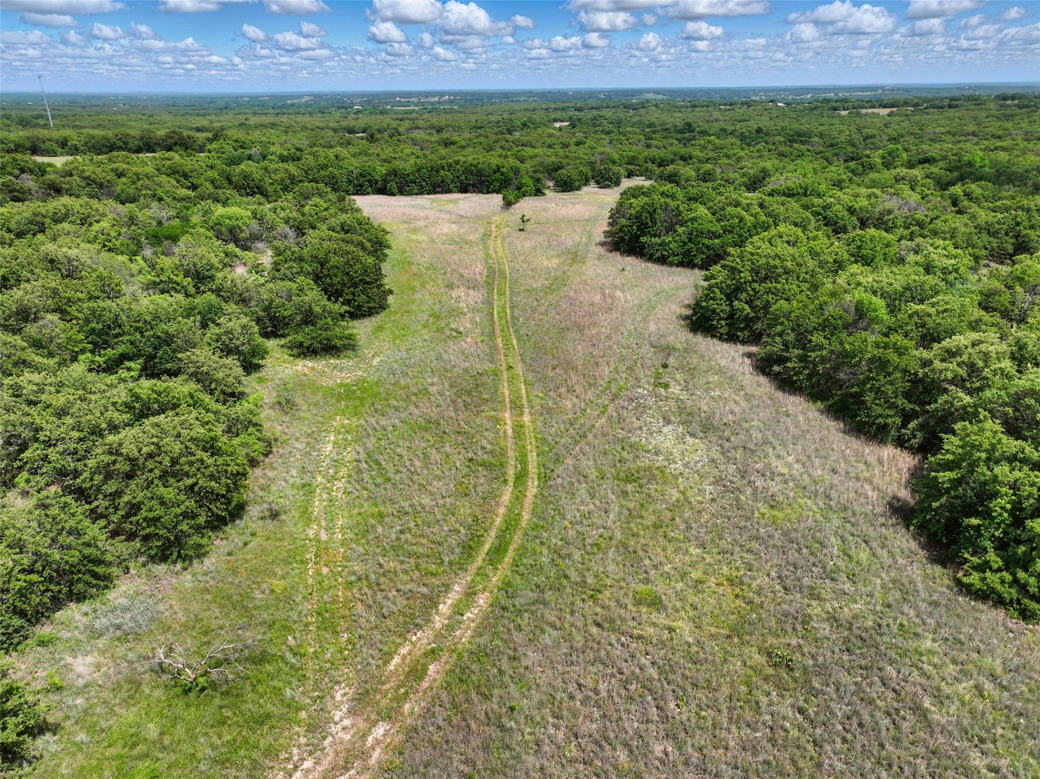 640 Private Road 3663