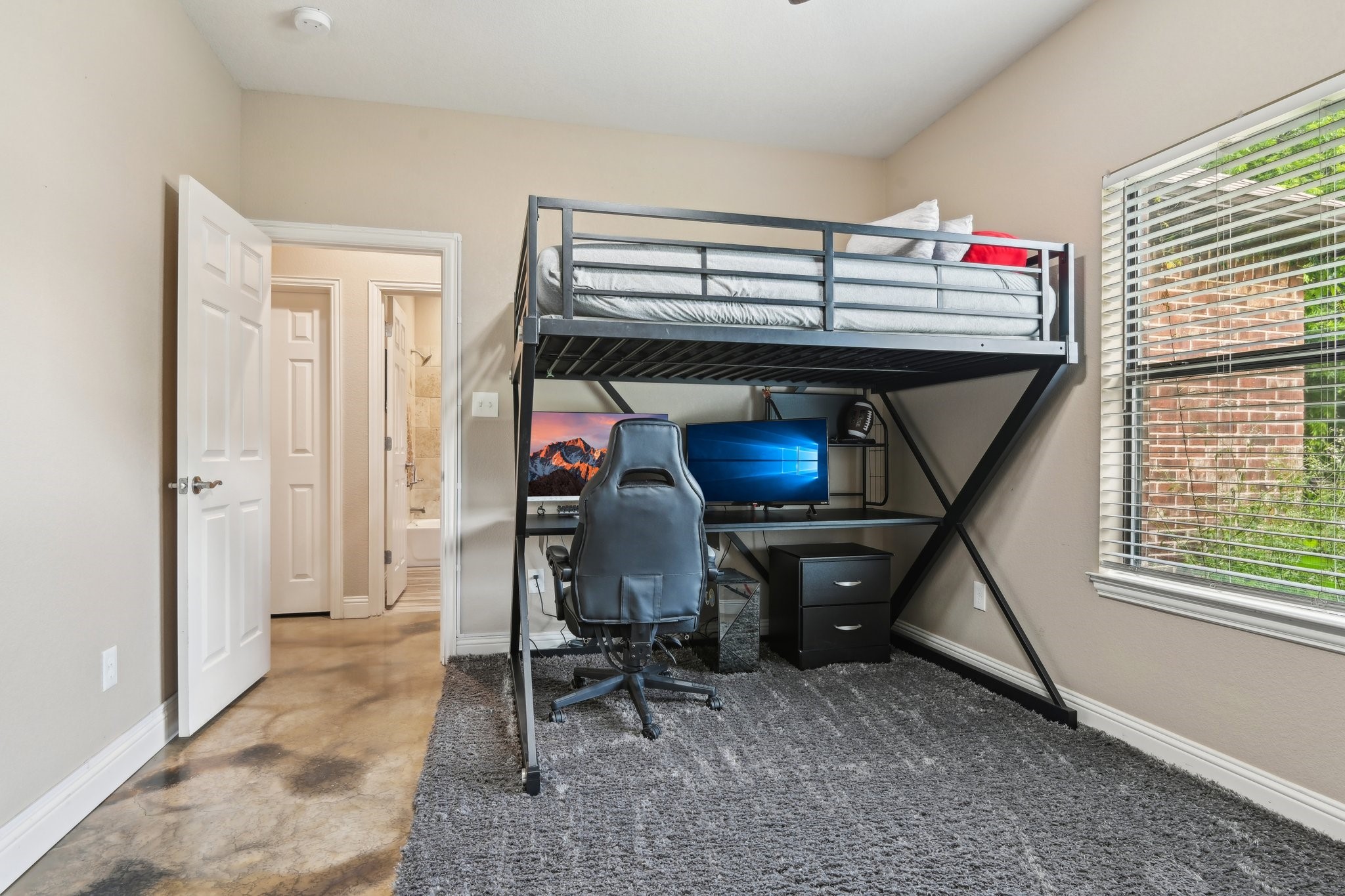 1389 County Road 3591