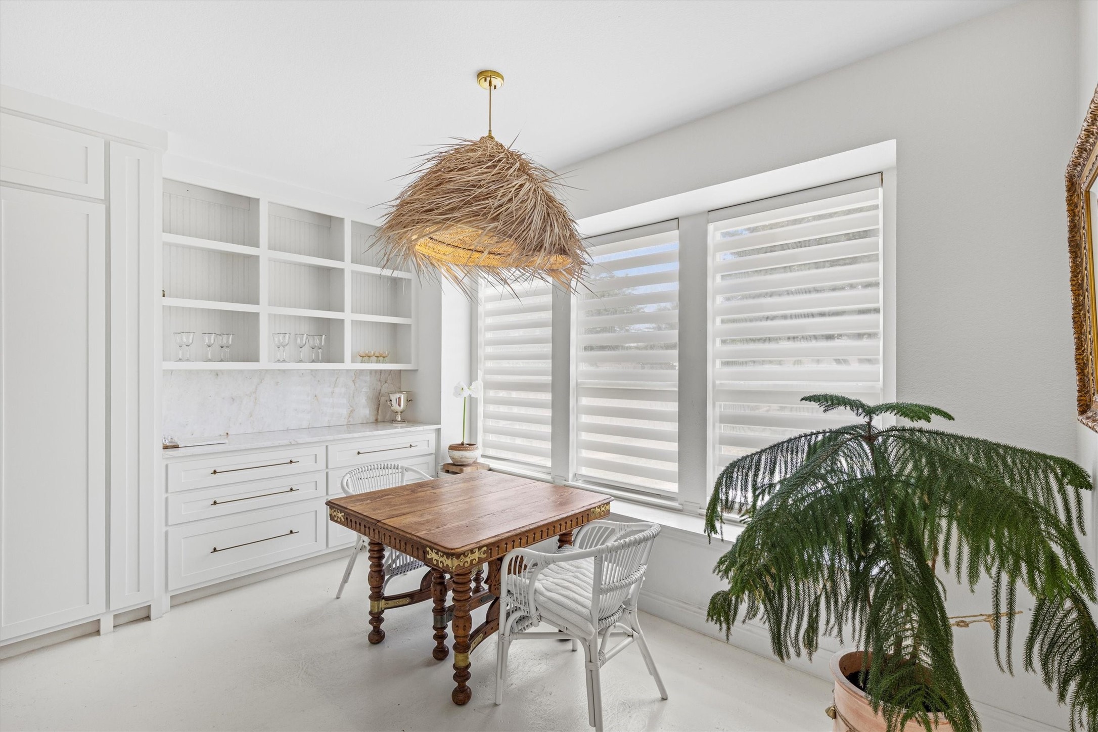 16012 Alvarado Drive