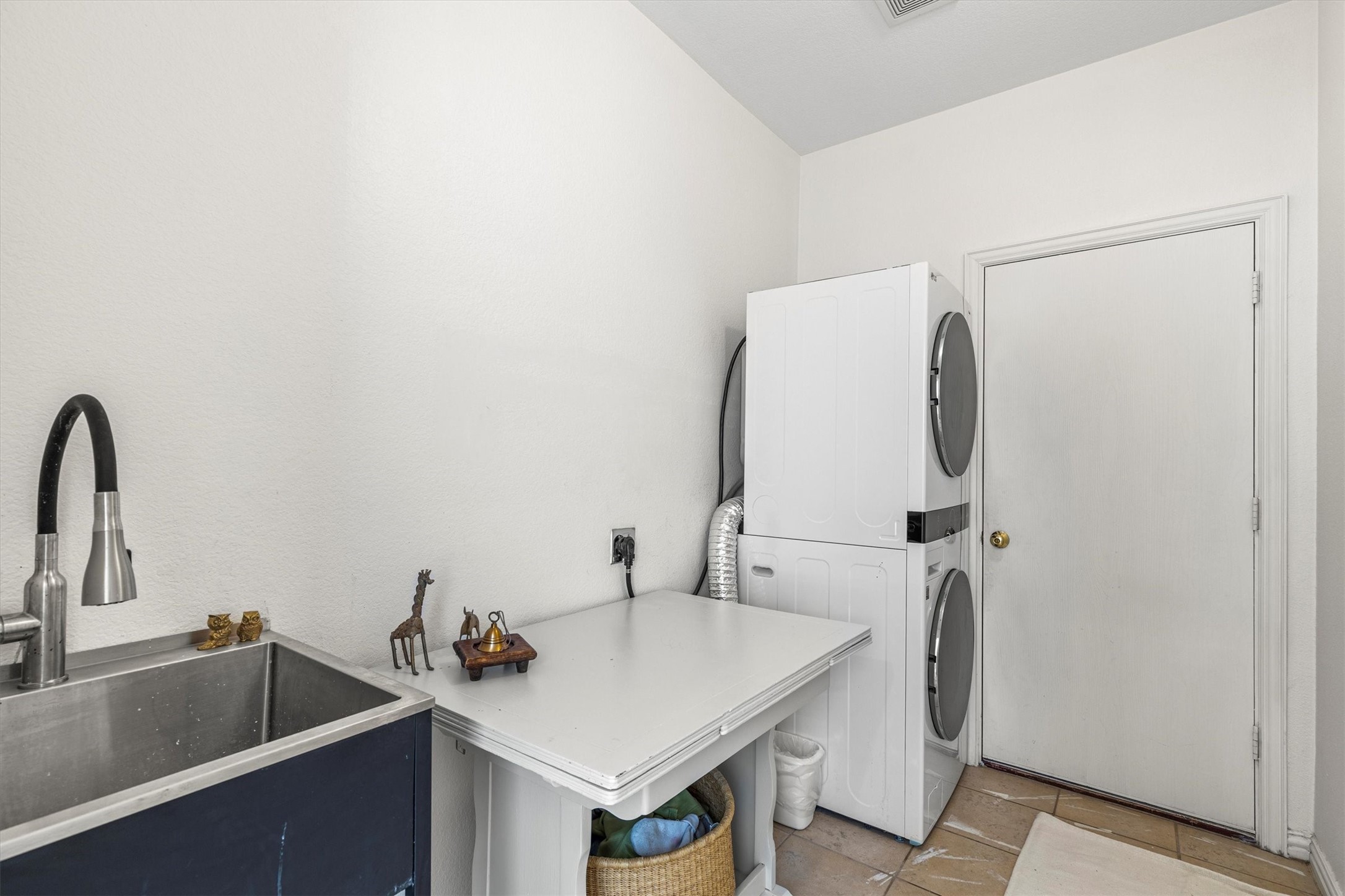 16012 Alvarado Drive