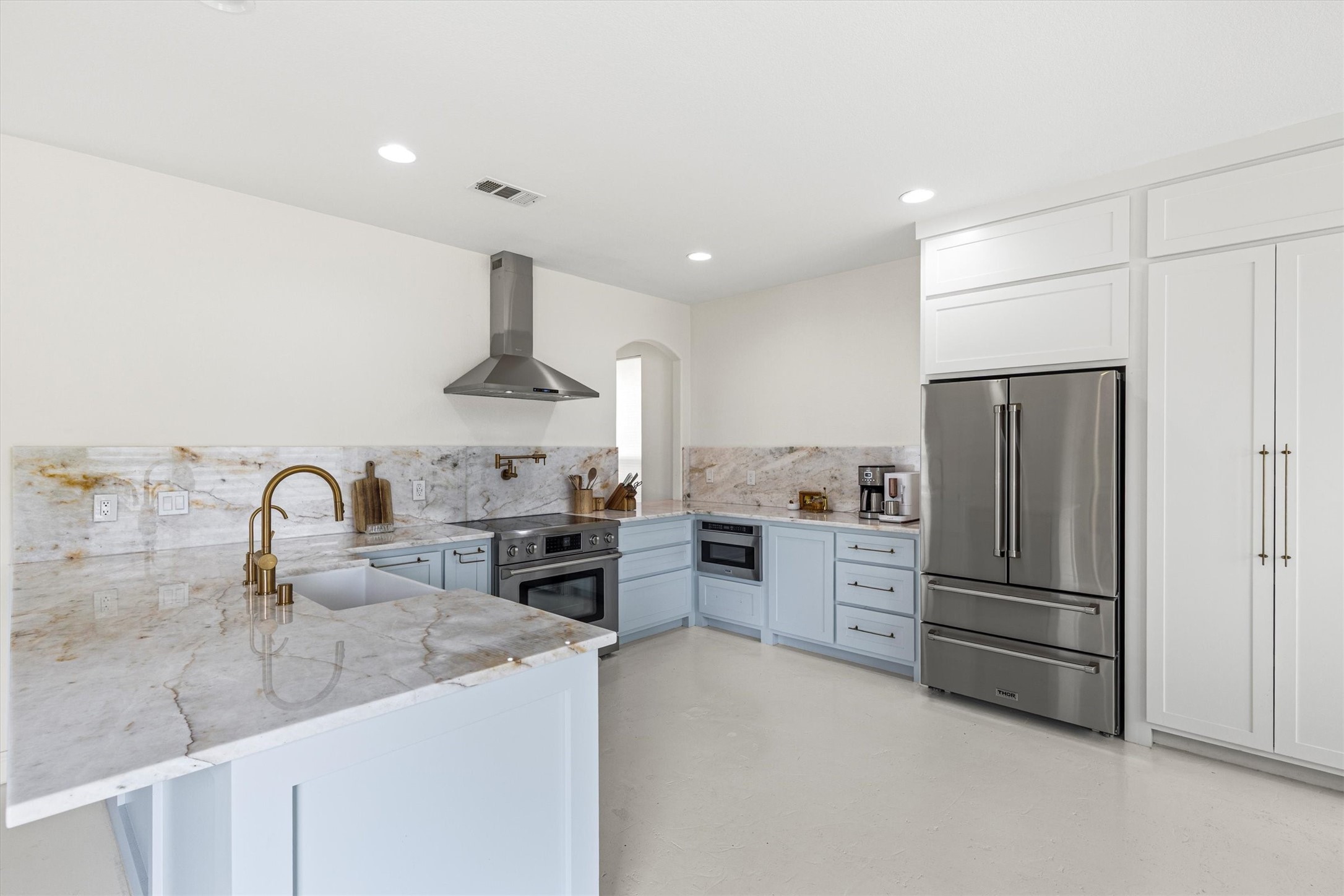 16012 Alvarado Drive