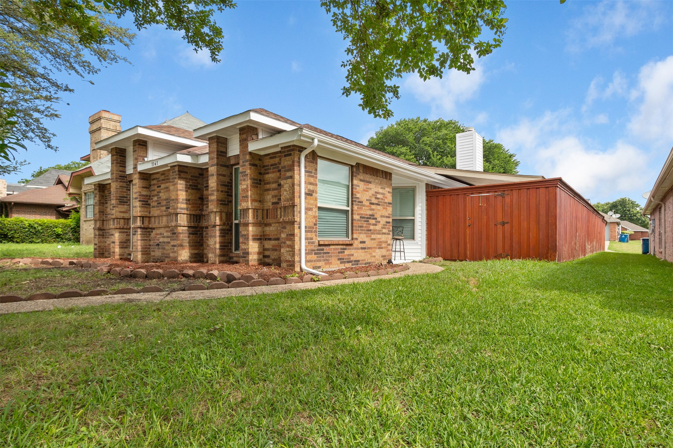 1141 Southpointe Drive