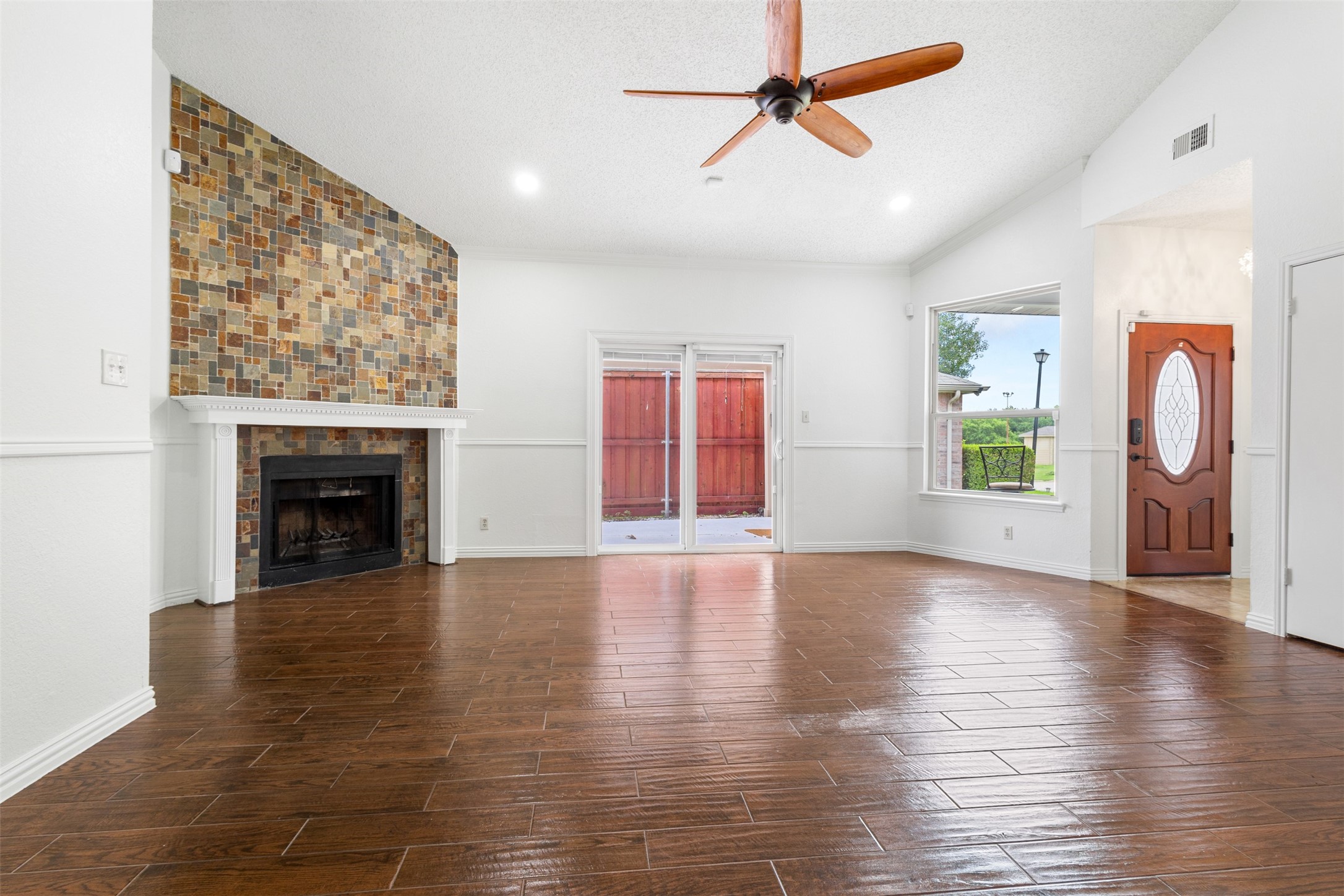 1141 Southpointe Drive