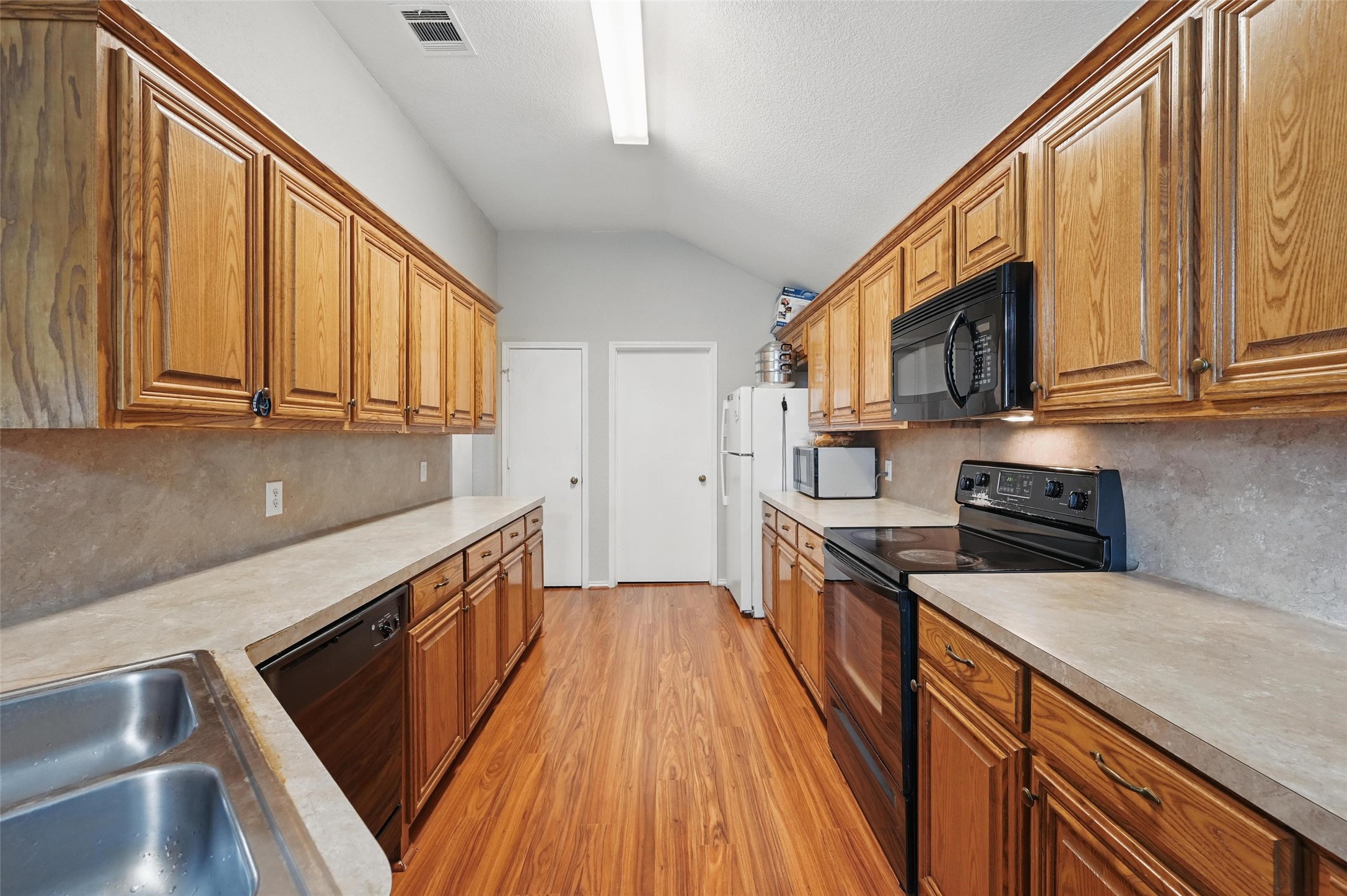 10700 Irish Glen Trail