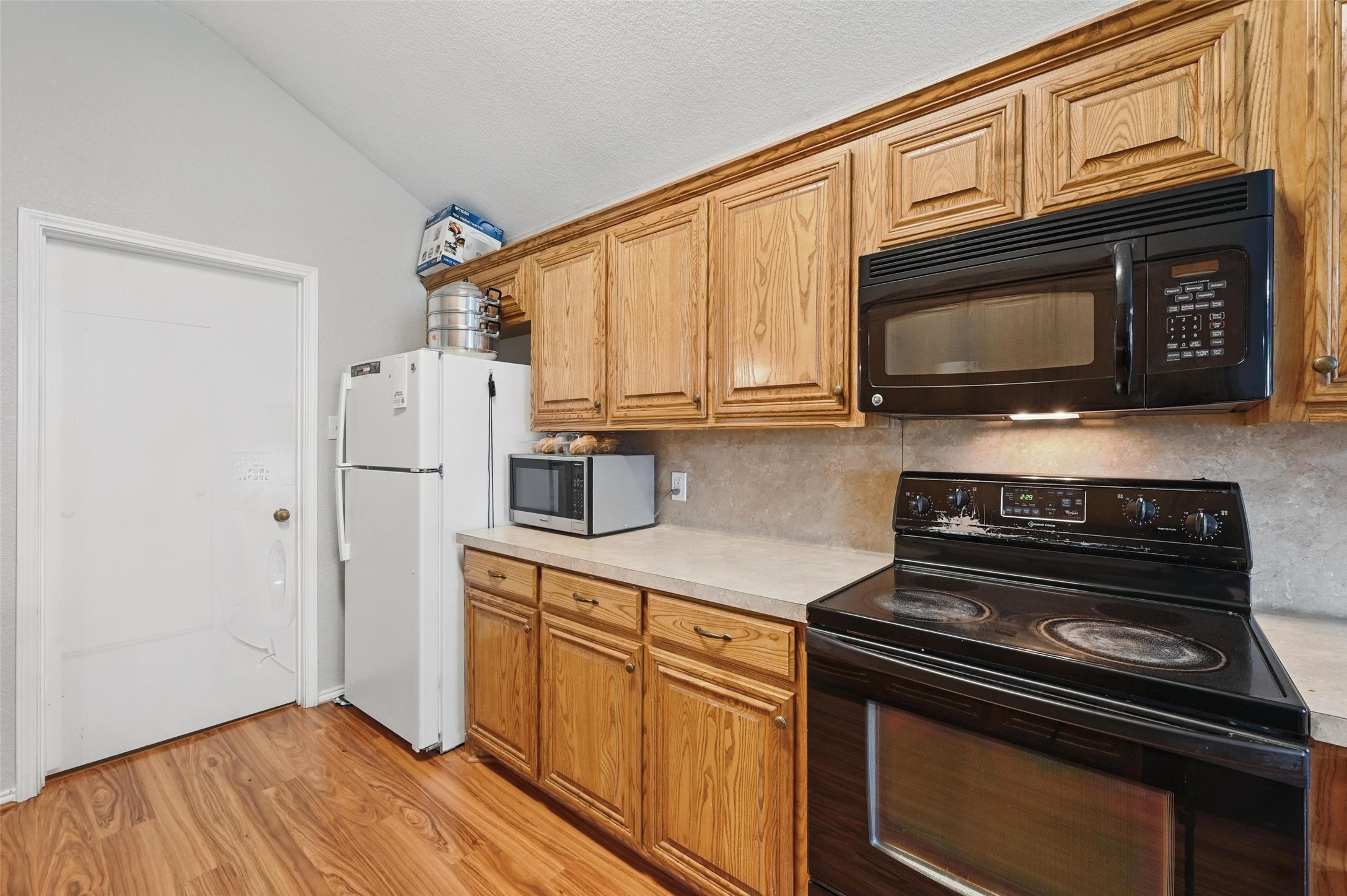 10700 Irish Glen Trail