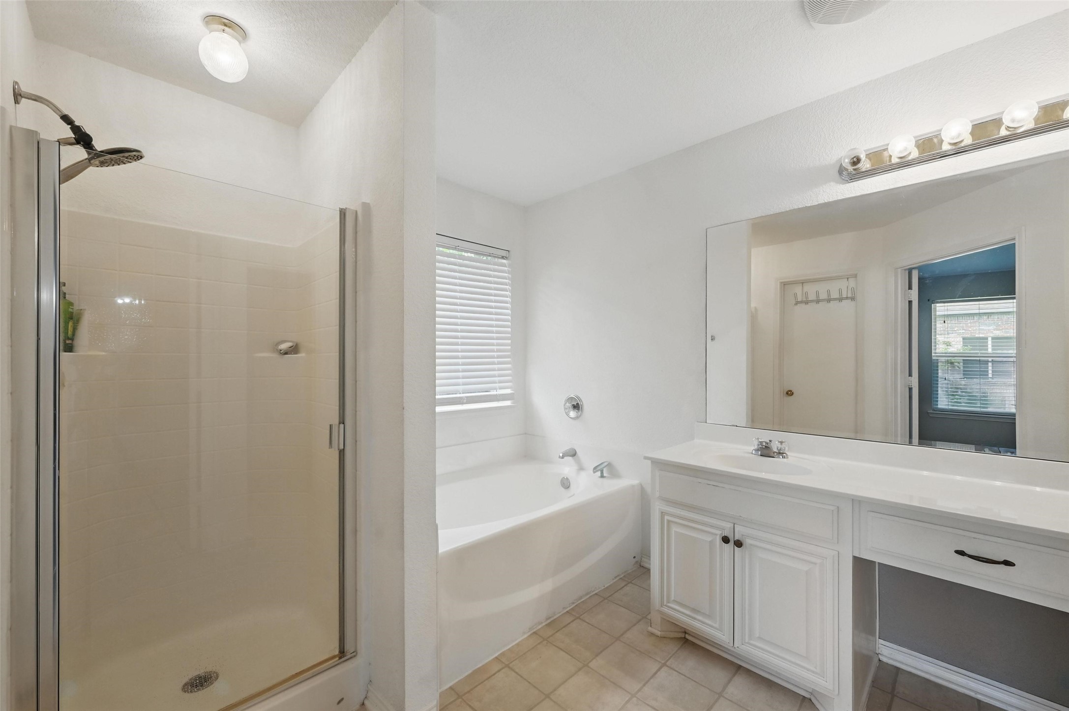 10700 Irish Glen Trail