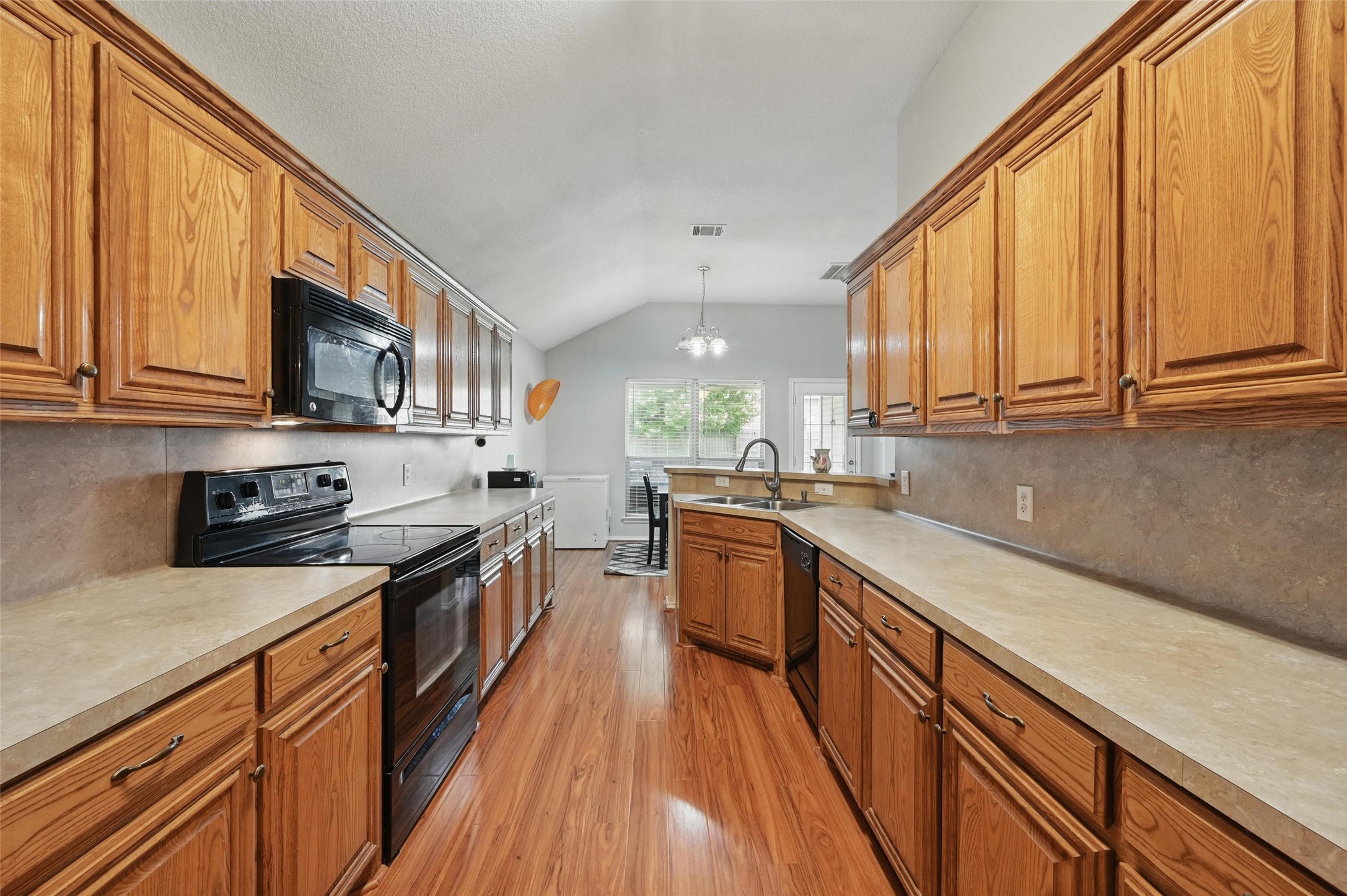 10700 Irish Glen Trail