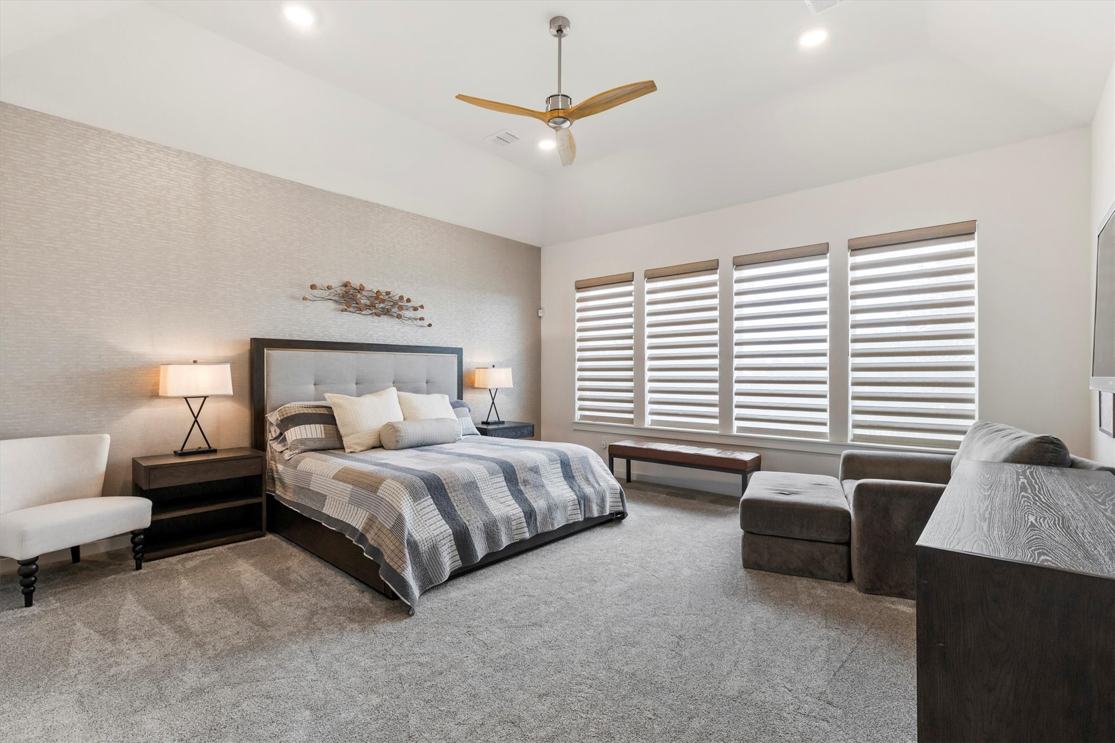 4031 Woodbine Lane