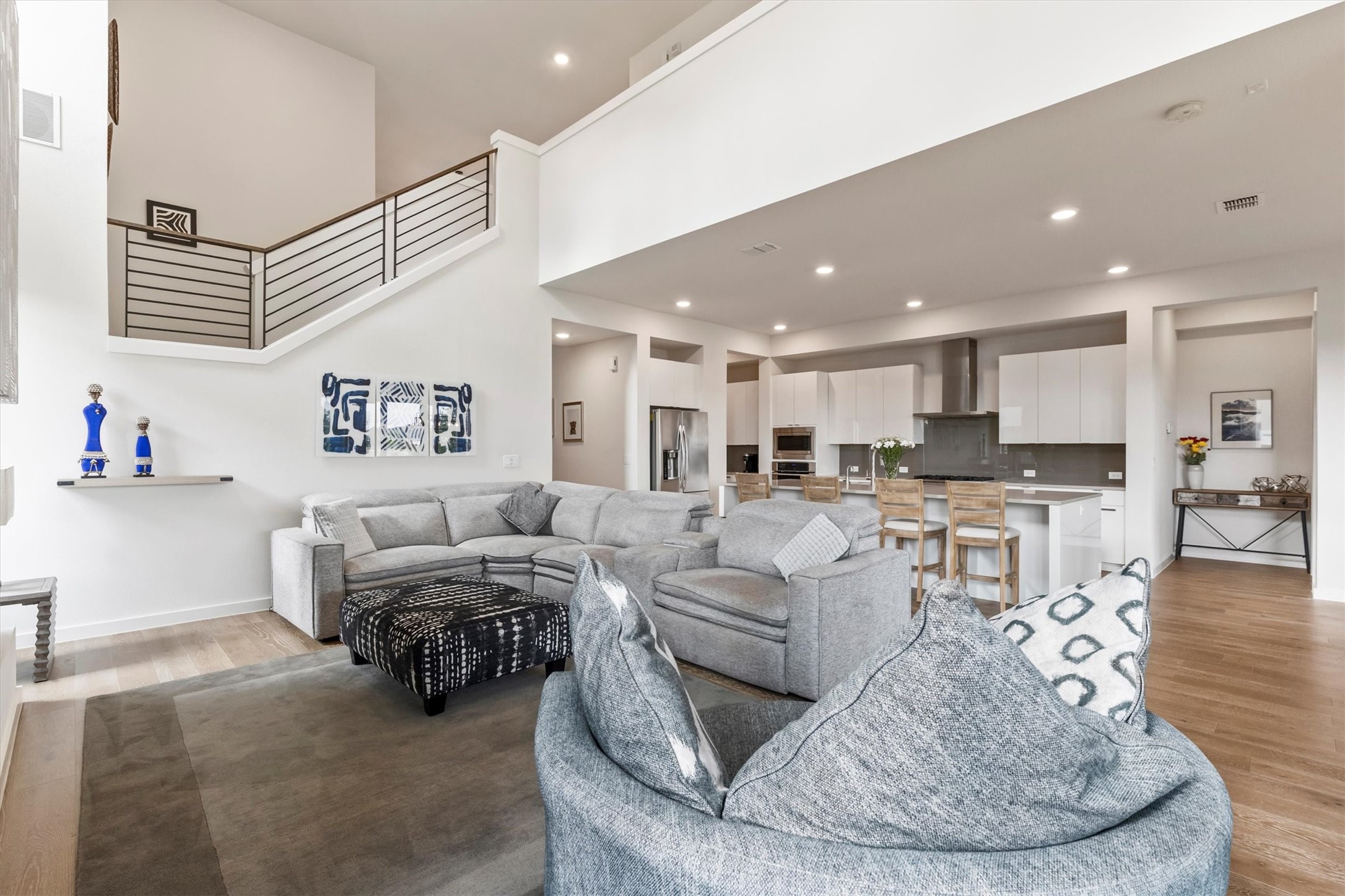 4031 Woodbine Lane
