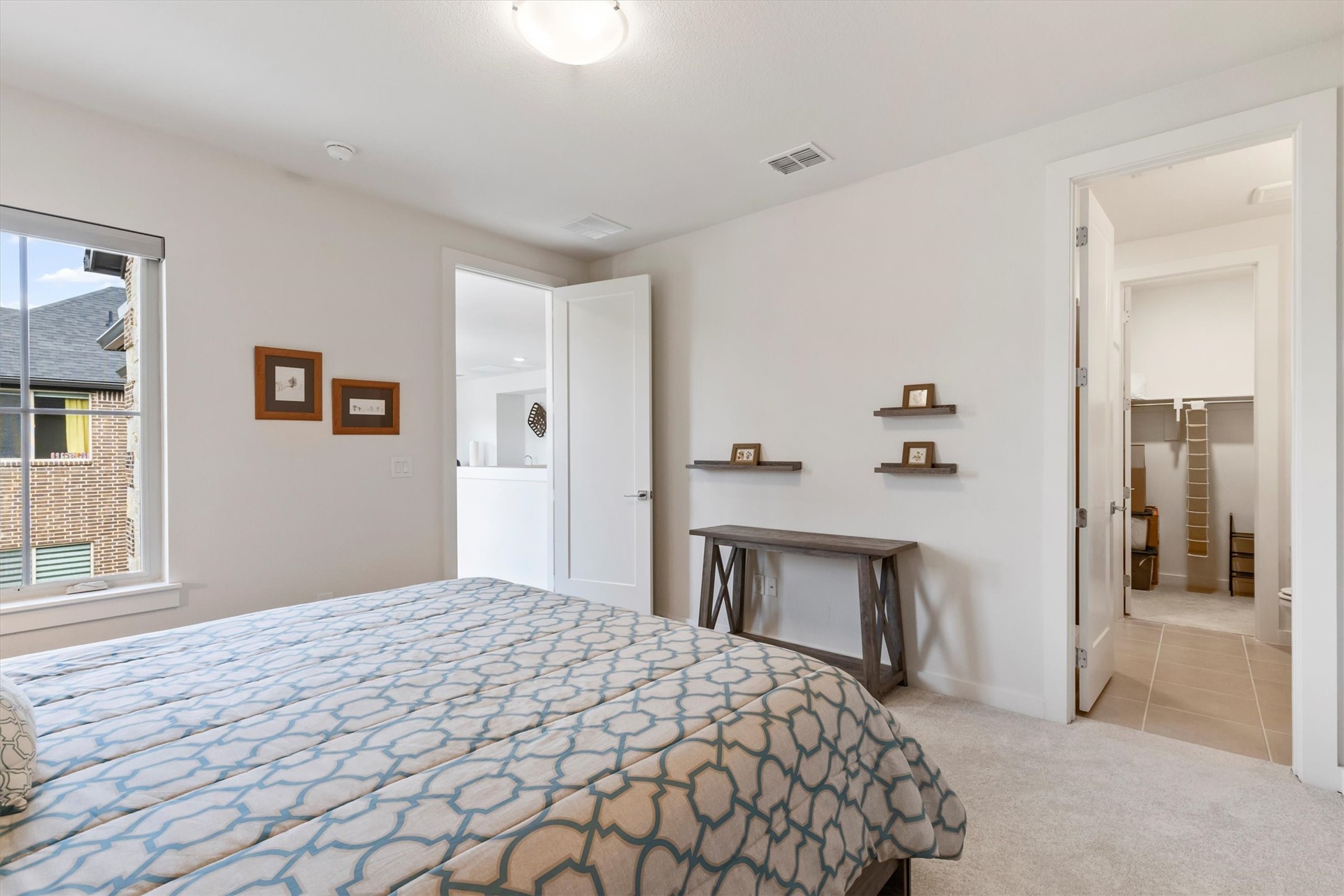 4031 Woodbine Lane