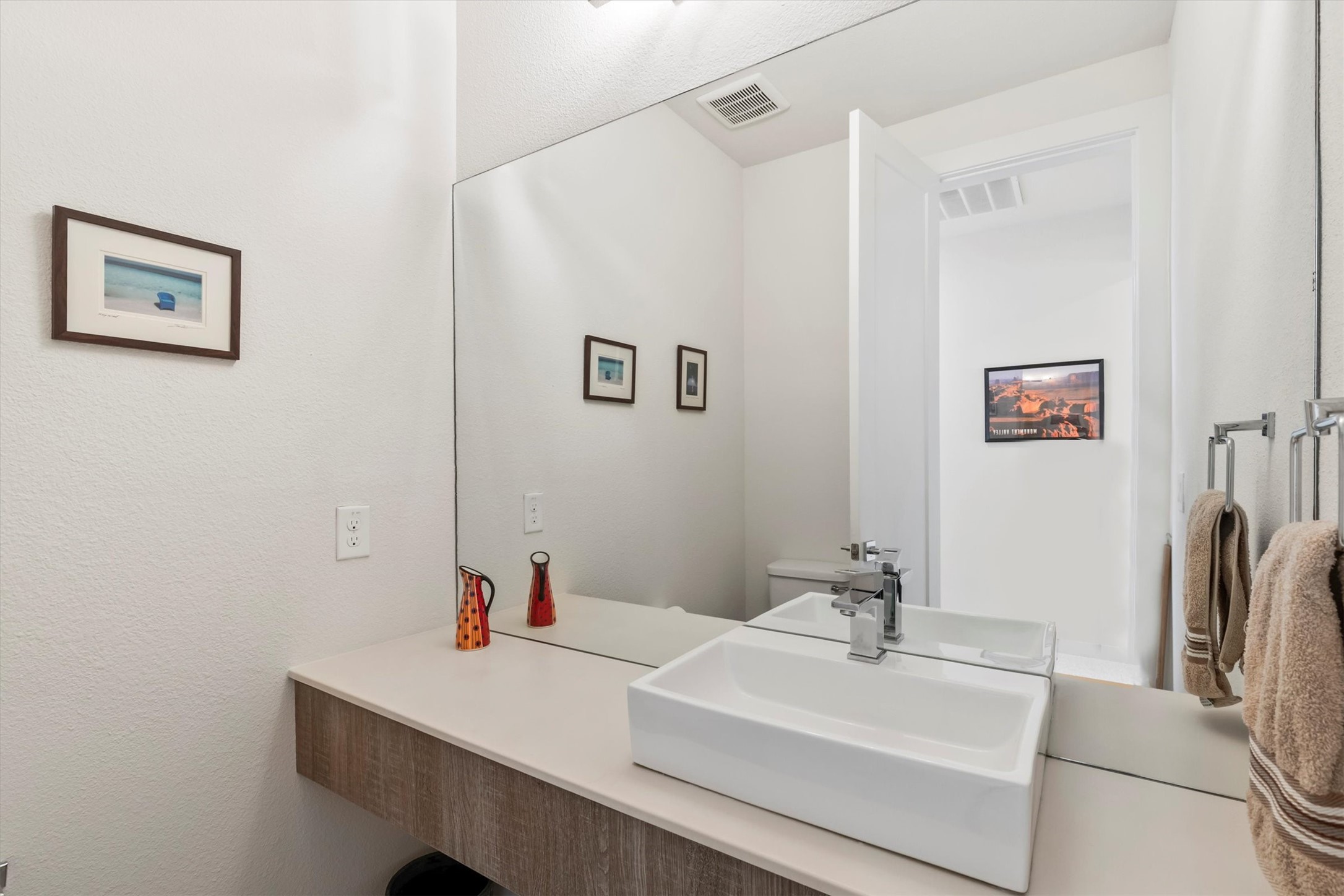 4031 Woodbine Lane