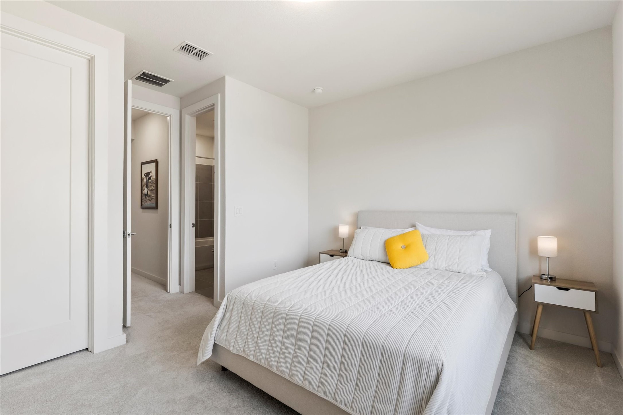 4031 Woodbine Lane