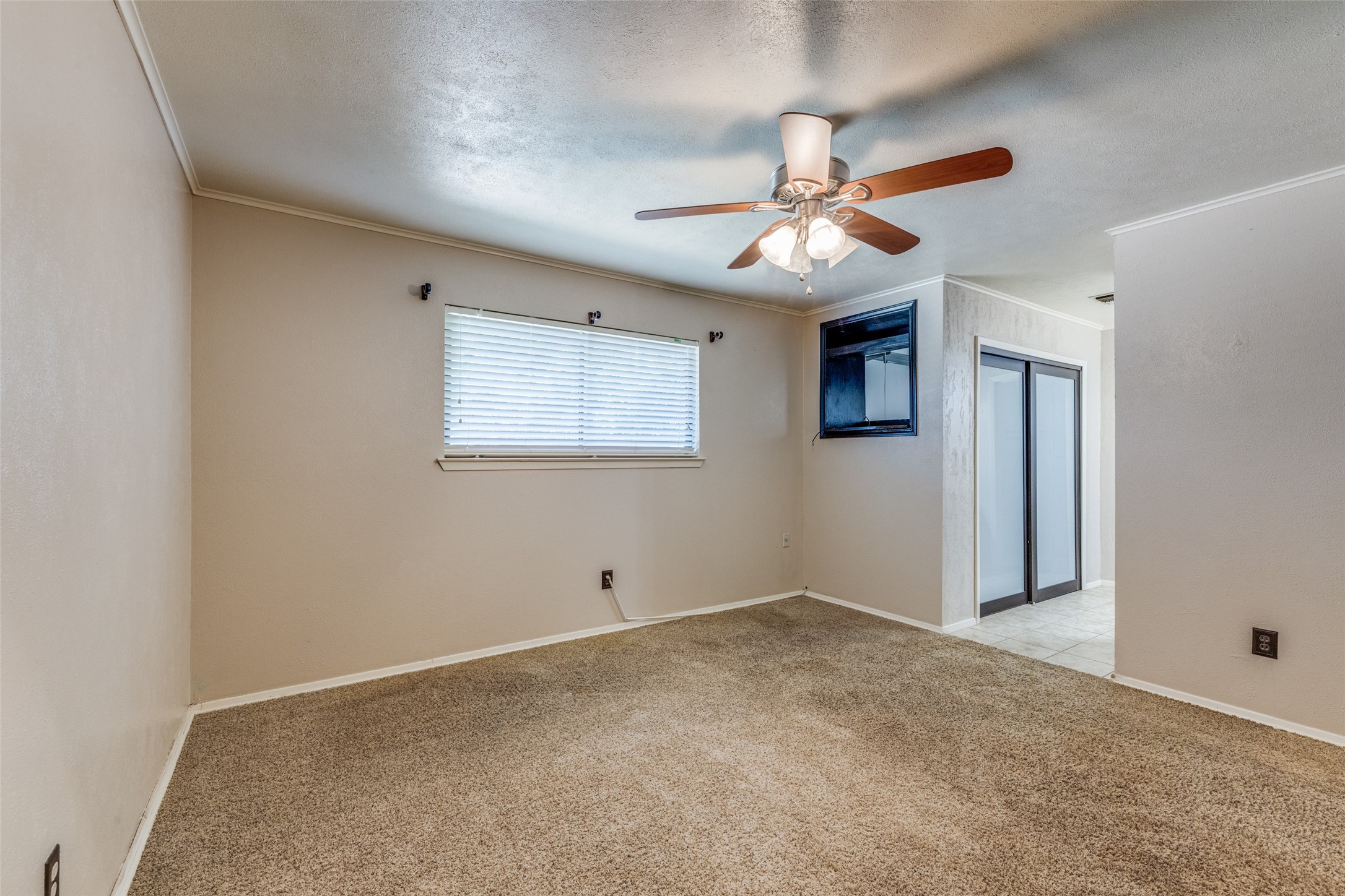 2602 Brentwood Circle