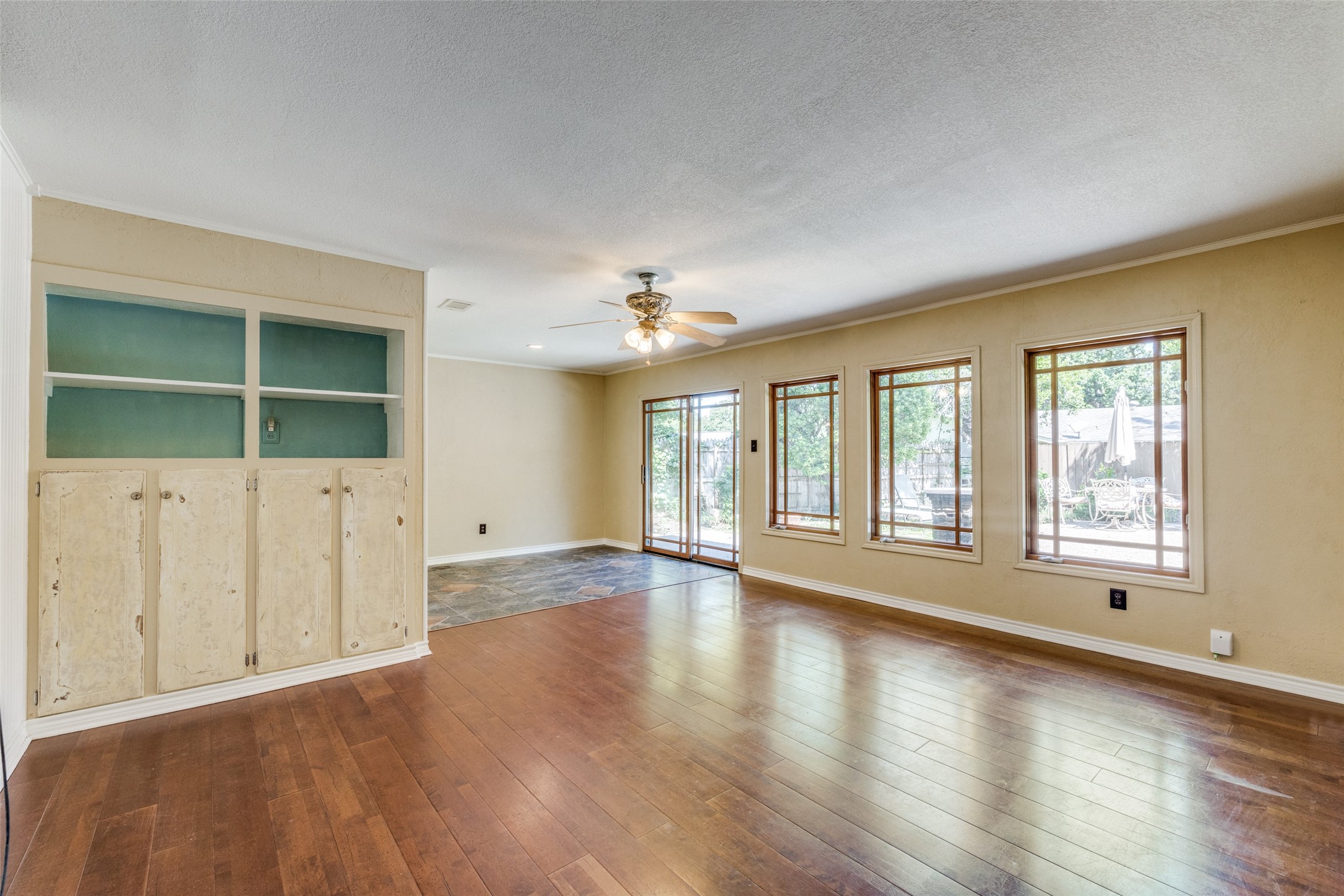 2602 Brentwood Circle