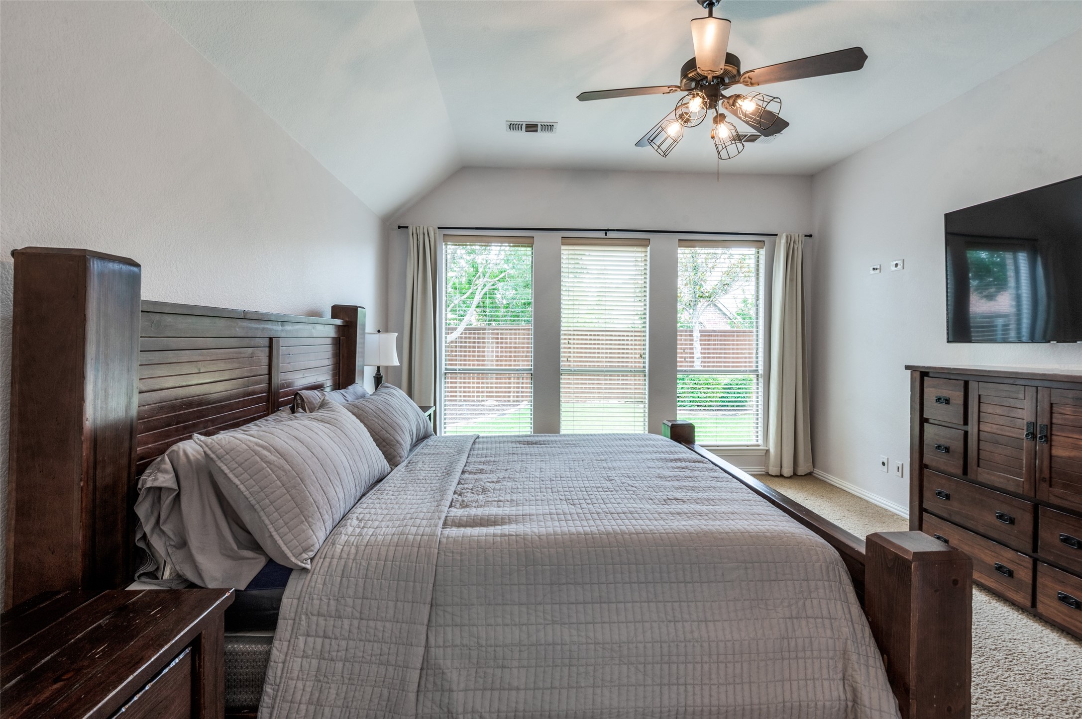 7601 Willowbend Drive