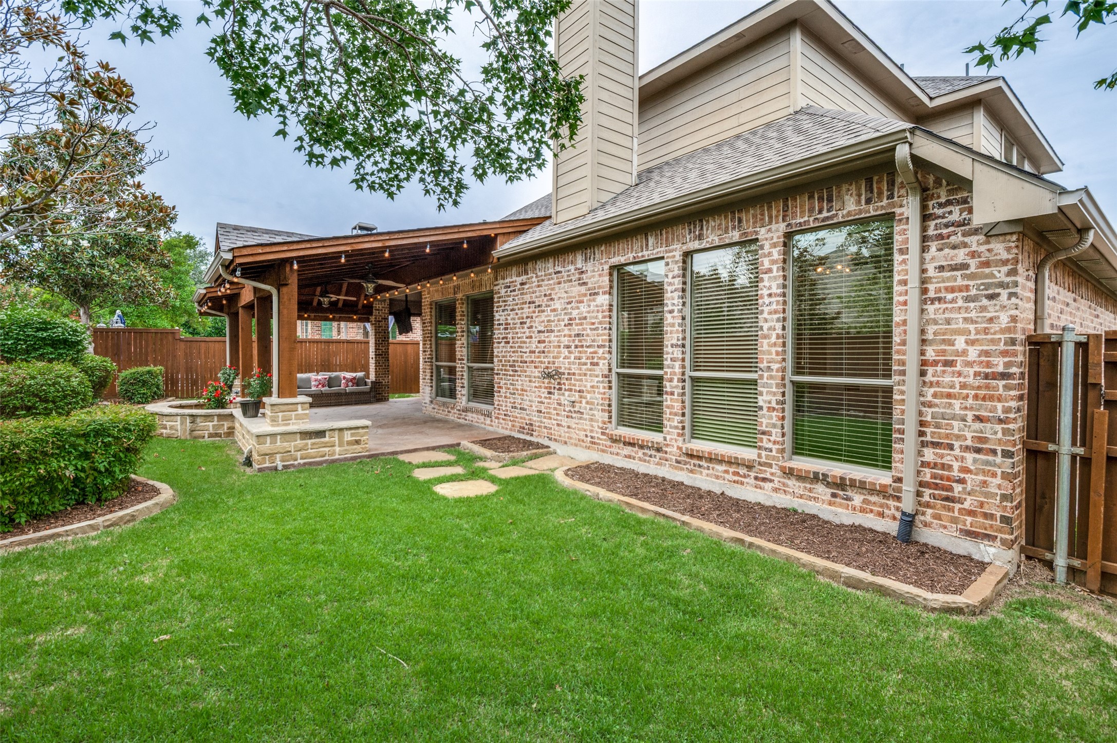 7601 Willowbend Drive