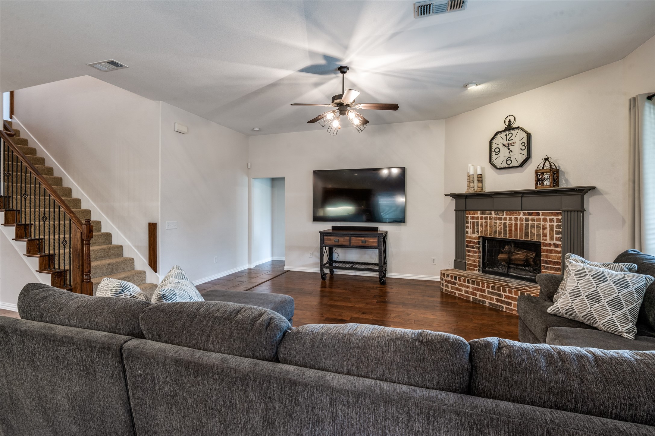 7601 Willowbend Drive