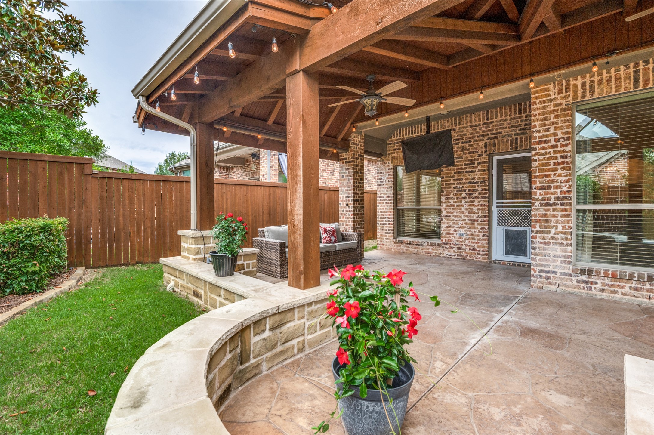 7601 Willowbend Drive