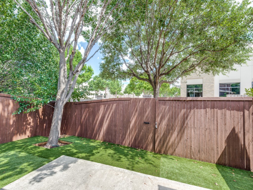 5948 Lost Valley Drive