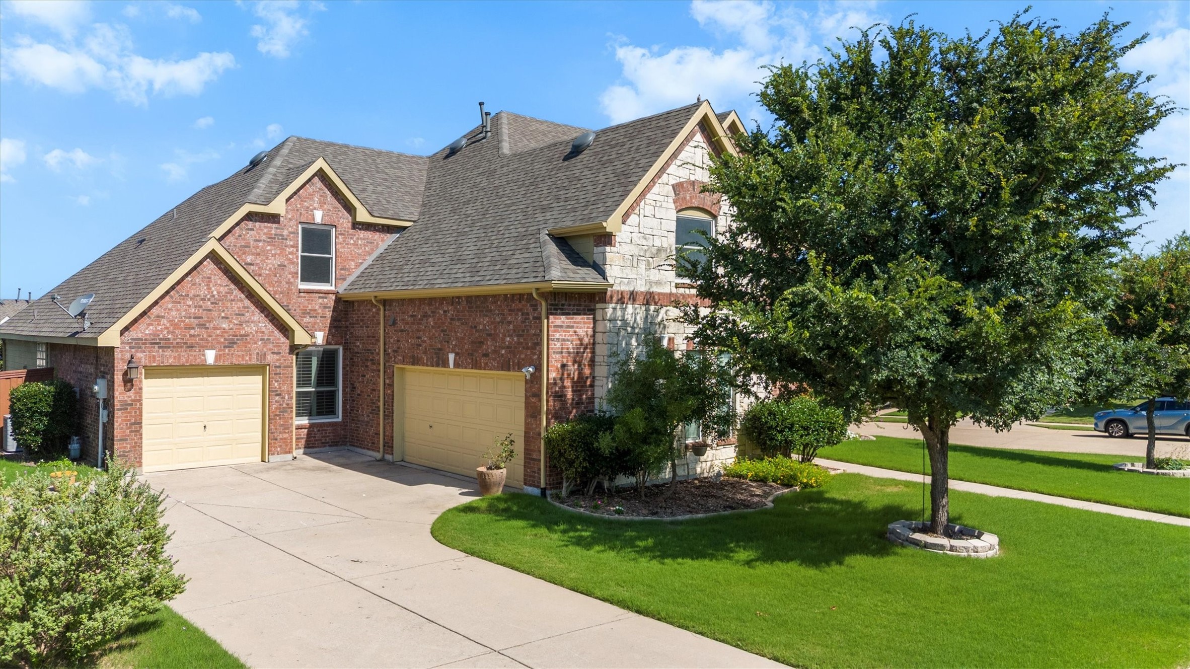 781 Huron Court
