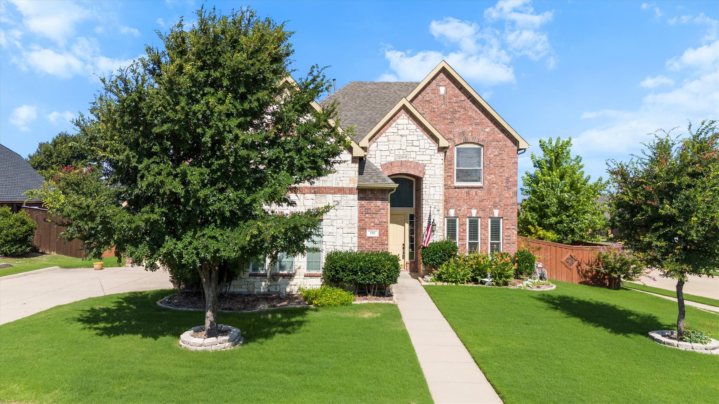 781 Huron Court