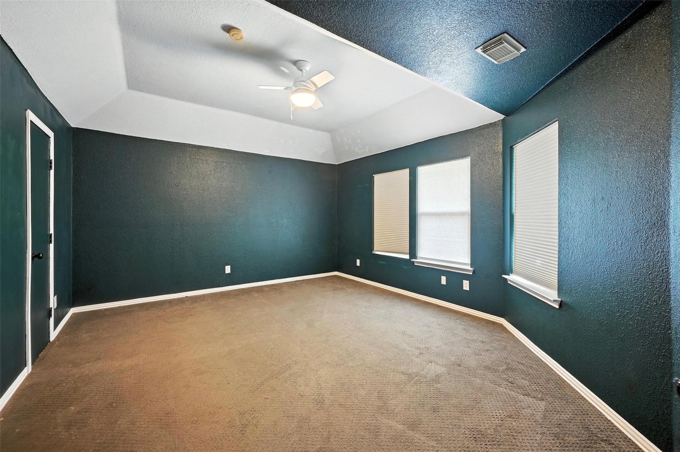 207 Royal Oaks Place