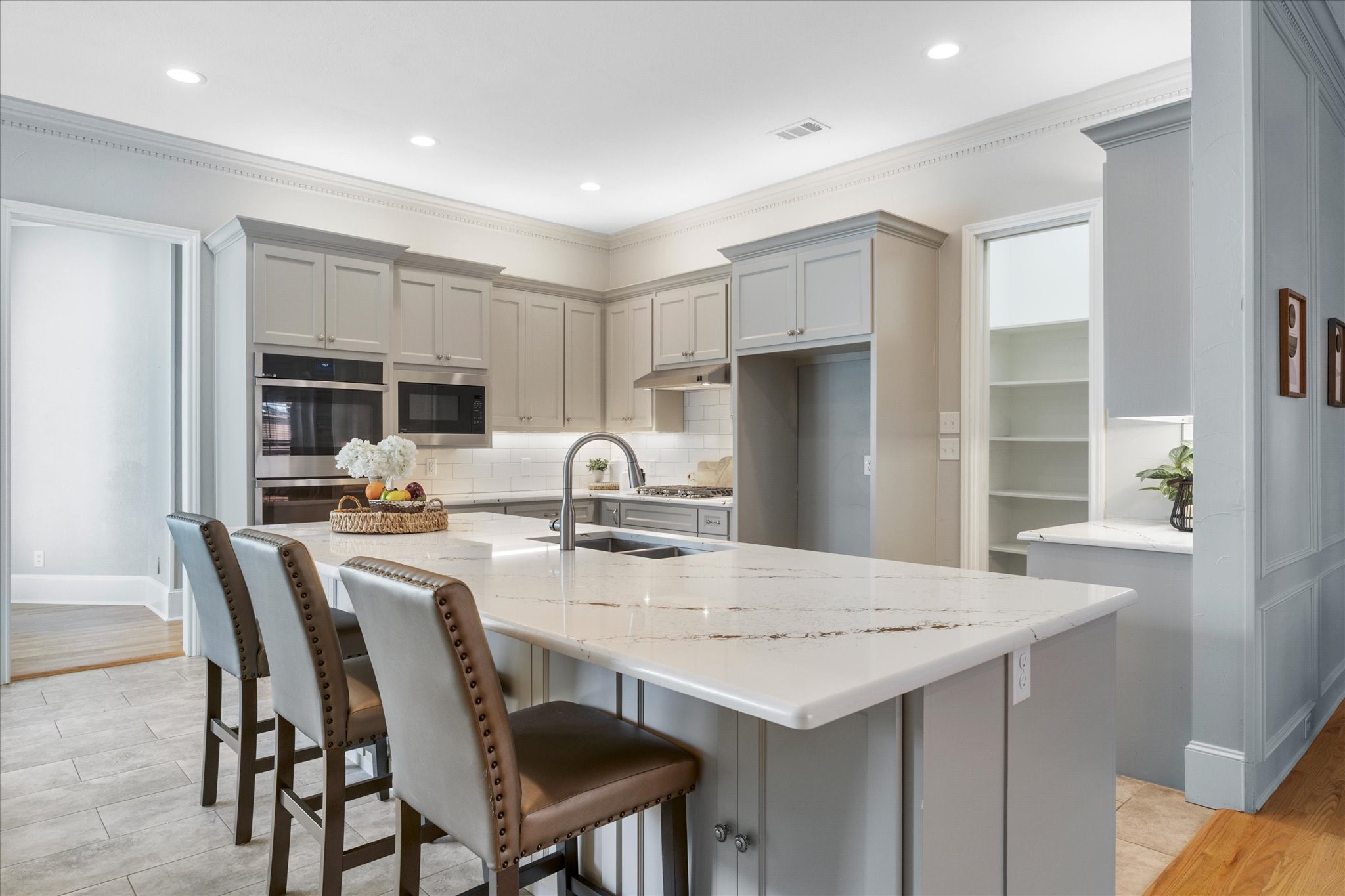 4505 Hitching Post Lane