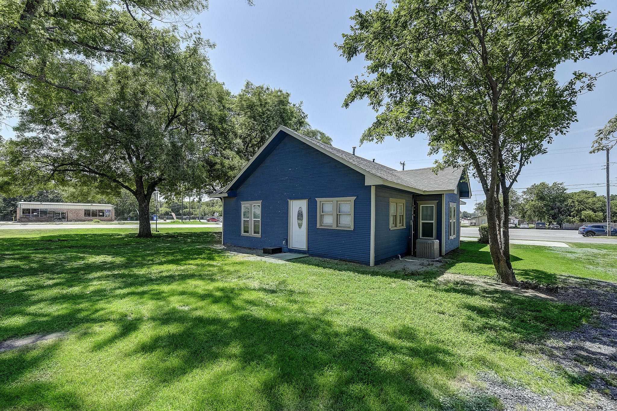 306 E Sherman Street