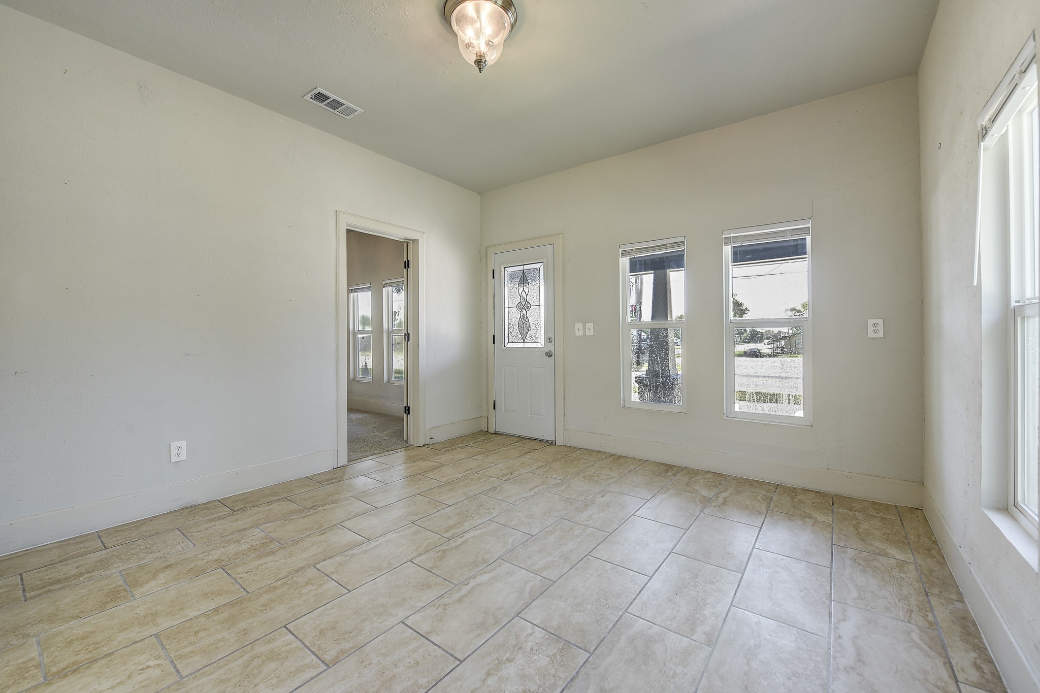 306 E Sherman Street