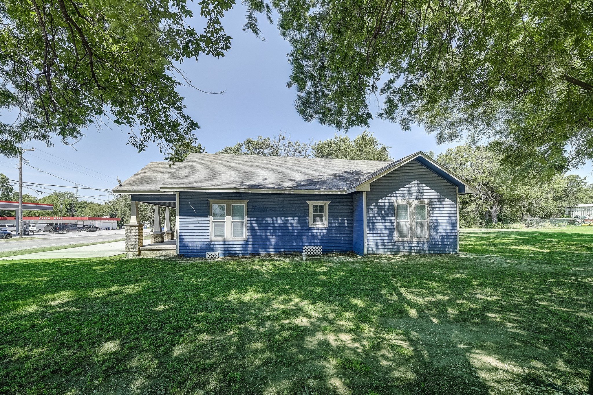 306 E Sherman Street