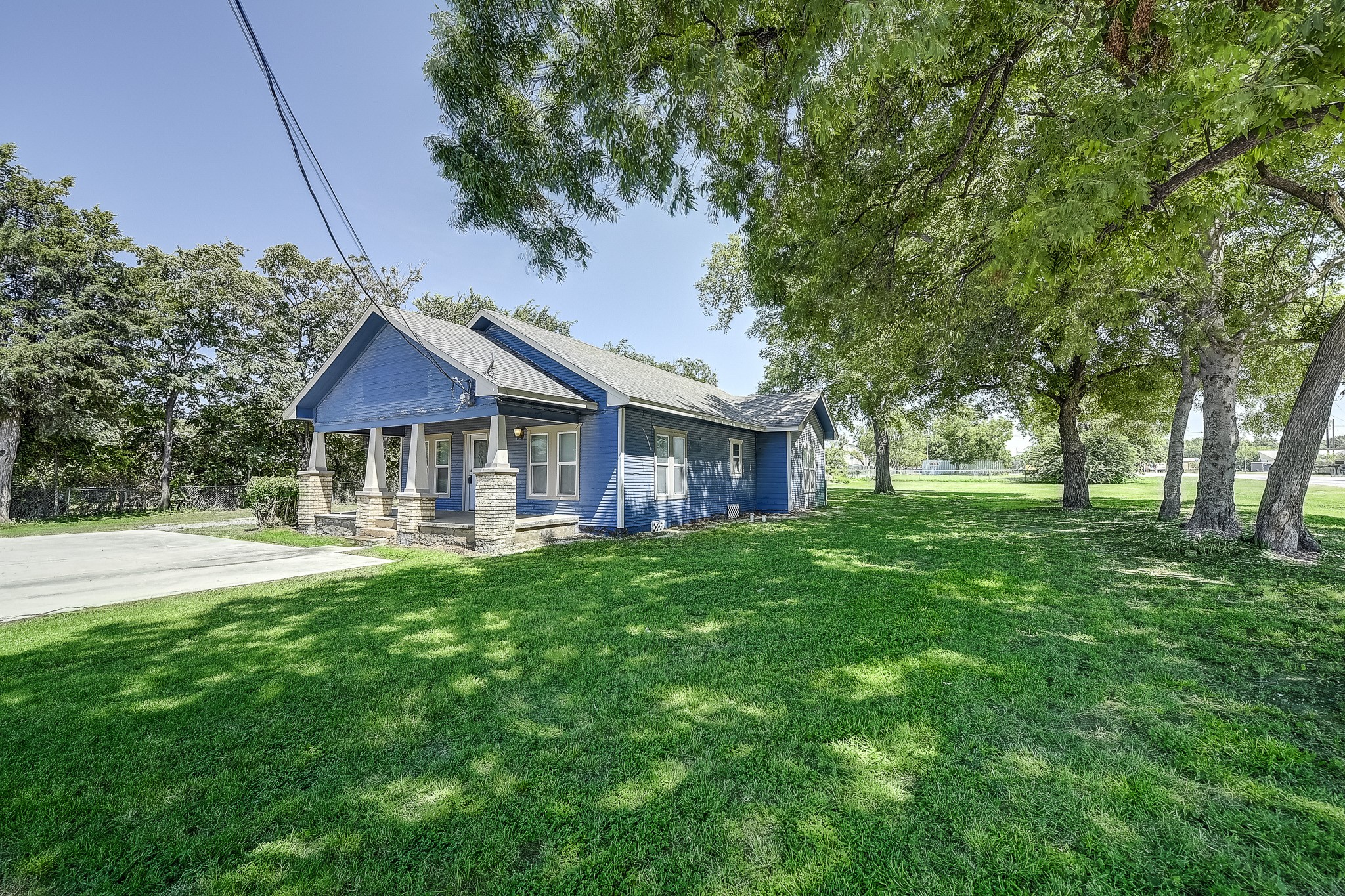 306 E Sherman Street