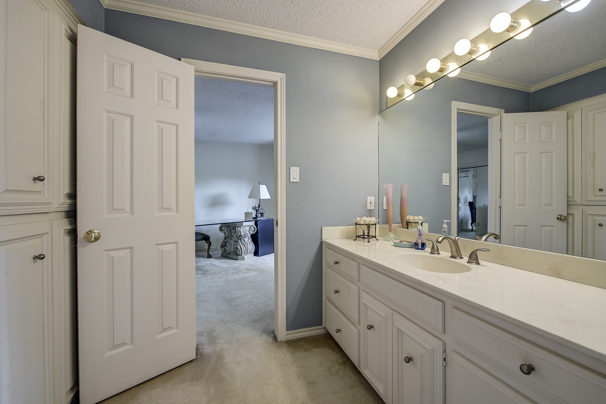 9028 Villa Park Circle