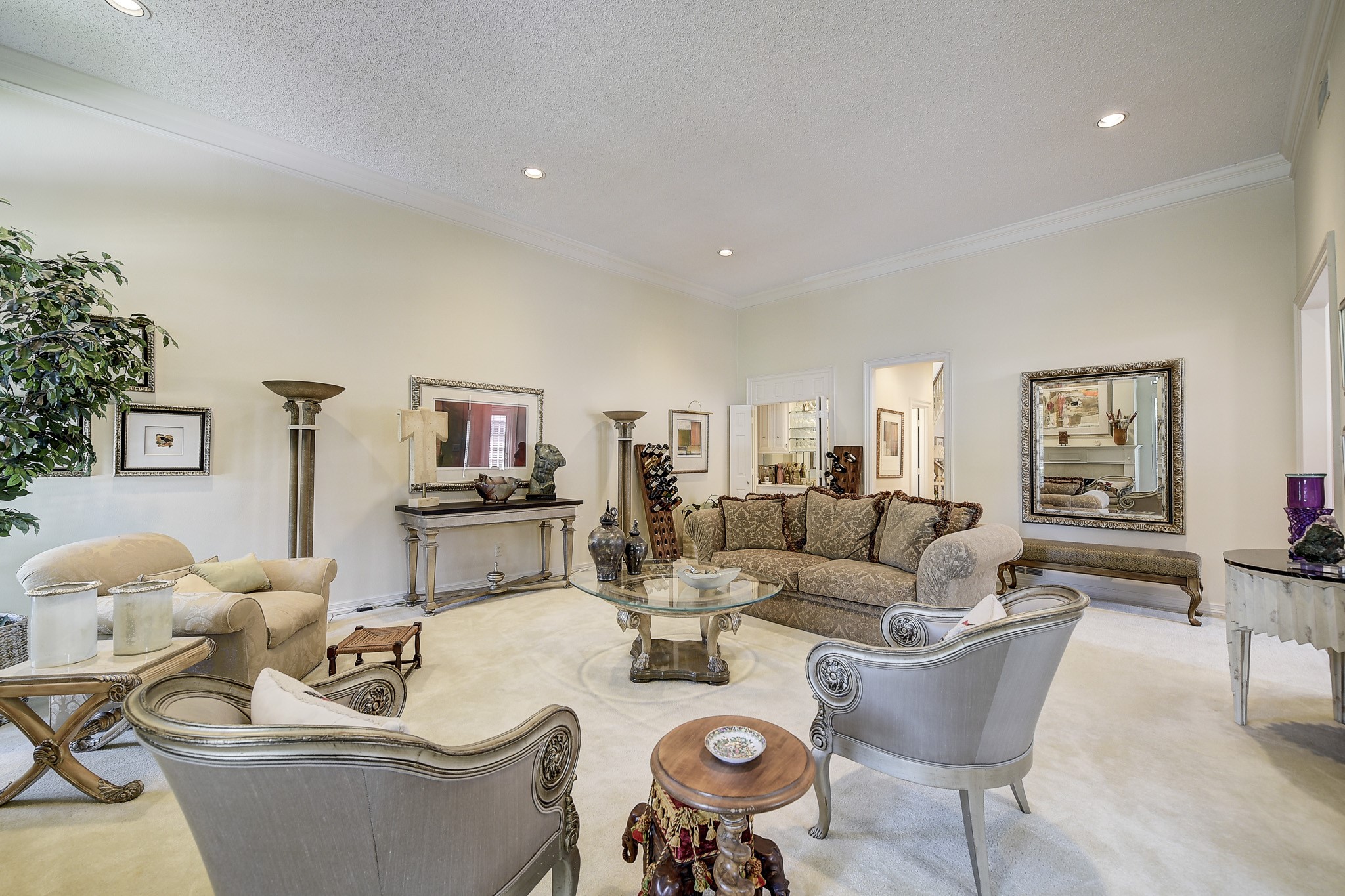 9028 Villa Park Circle