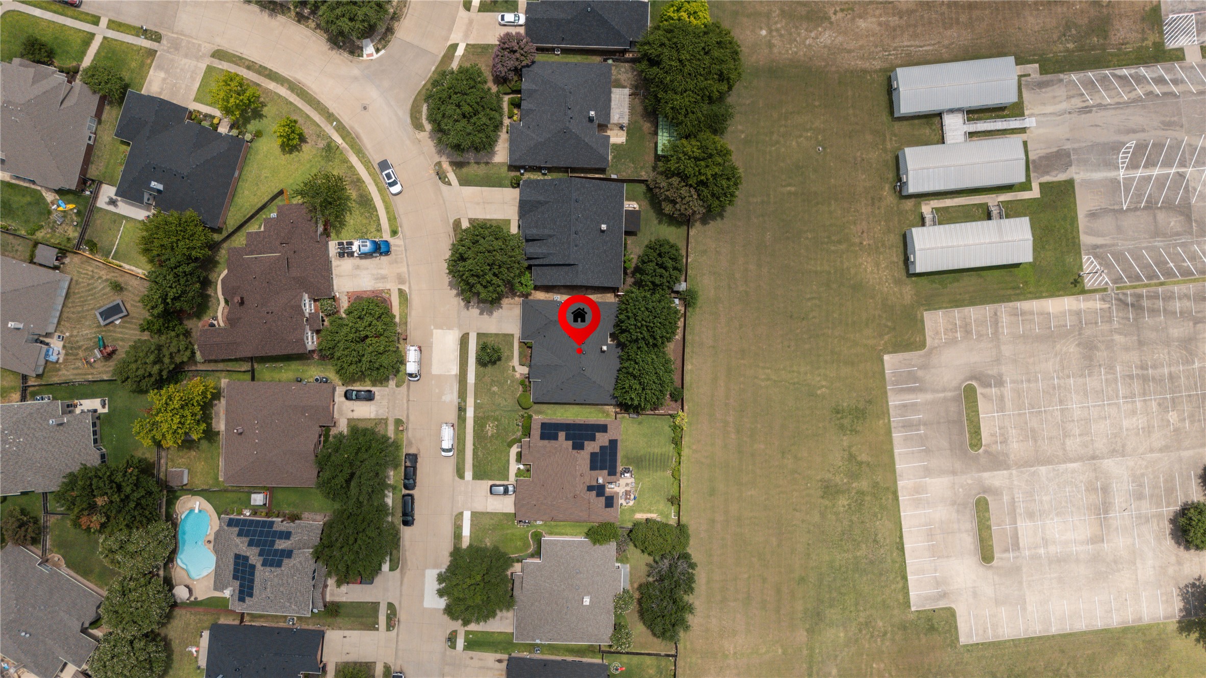2505 Hillary Trail
