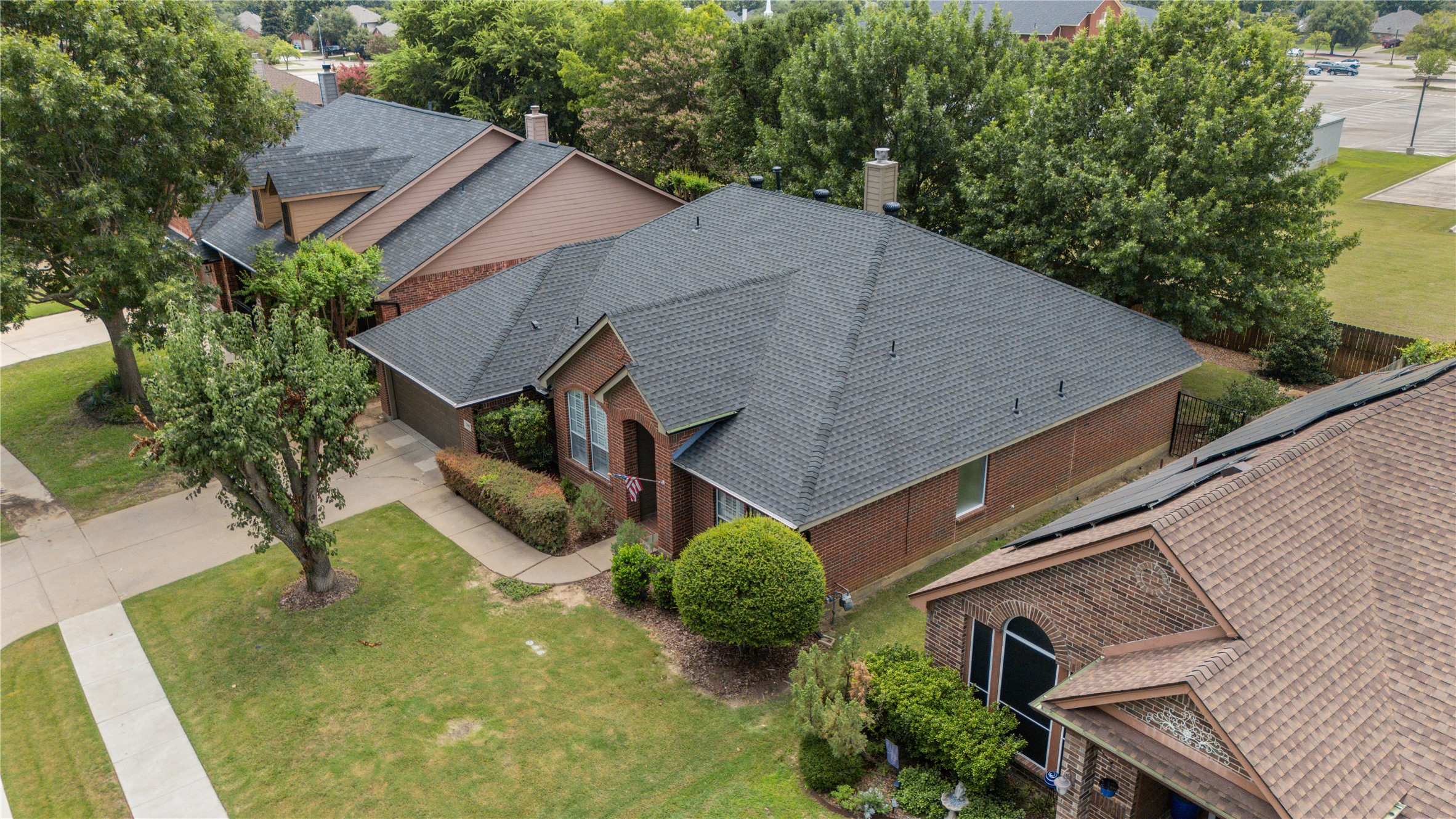 2505 Hillary Trail