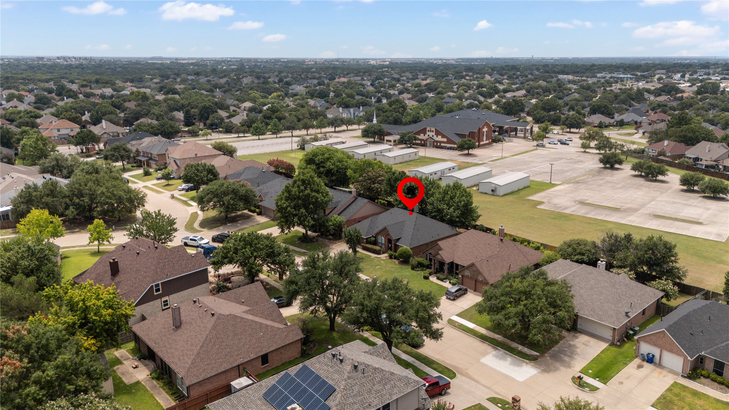 2505 Hillary Trail